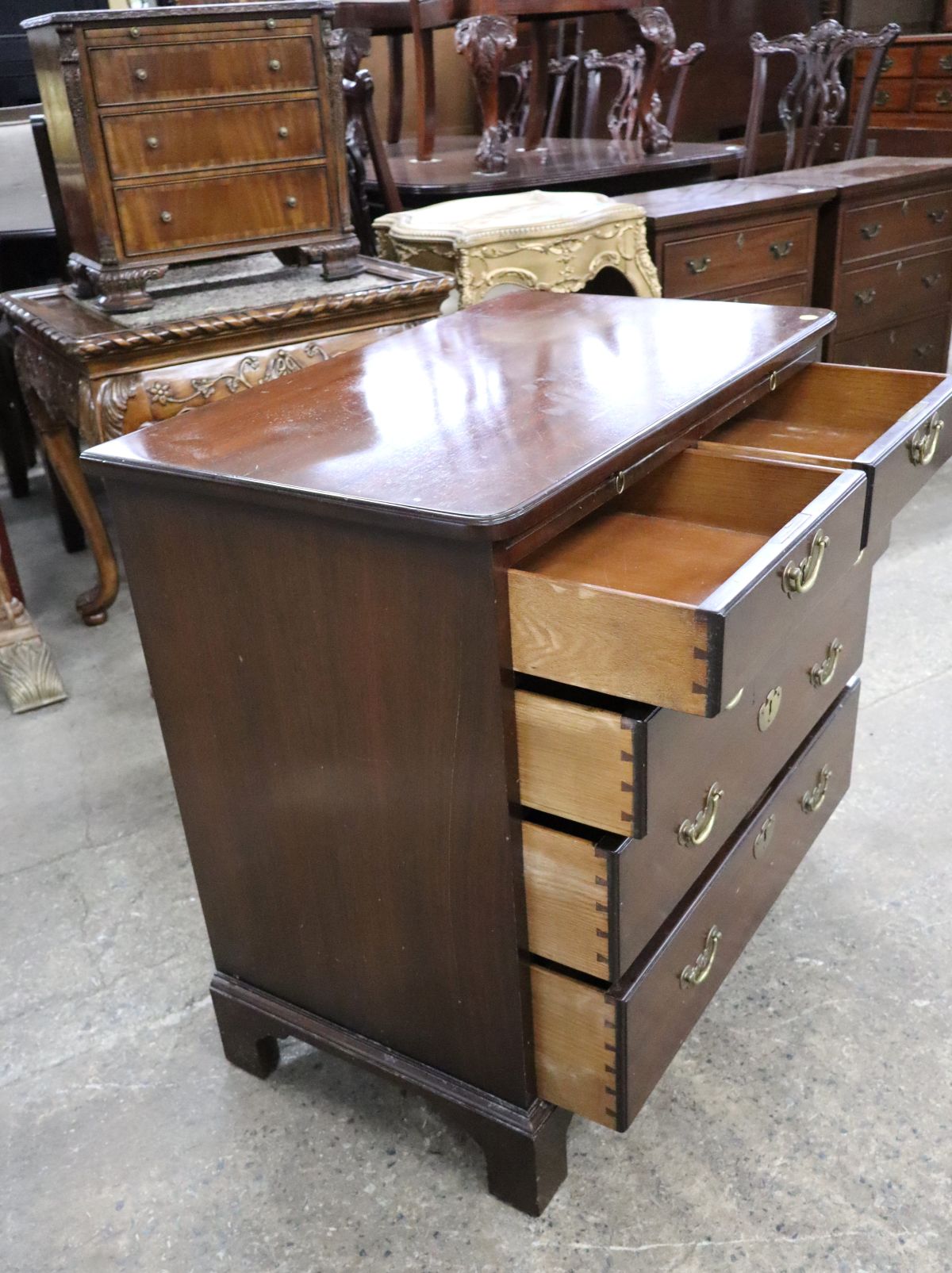 Vtg Kittinger Colonial Williamsburg 2 over 3 chest
