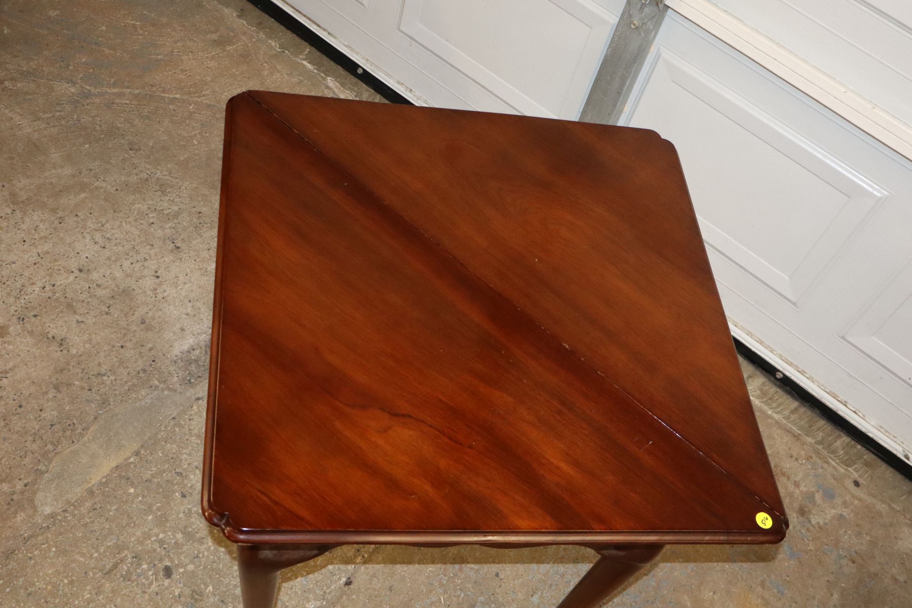 Vintage Kittinger butterfly mahog napkin table