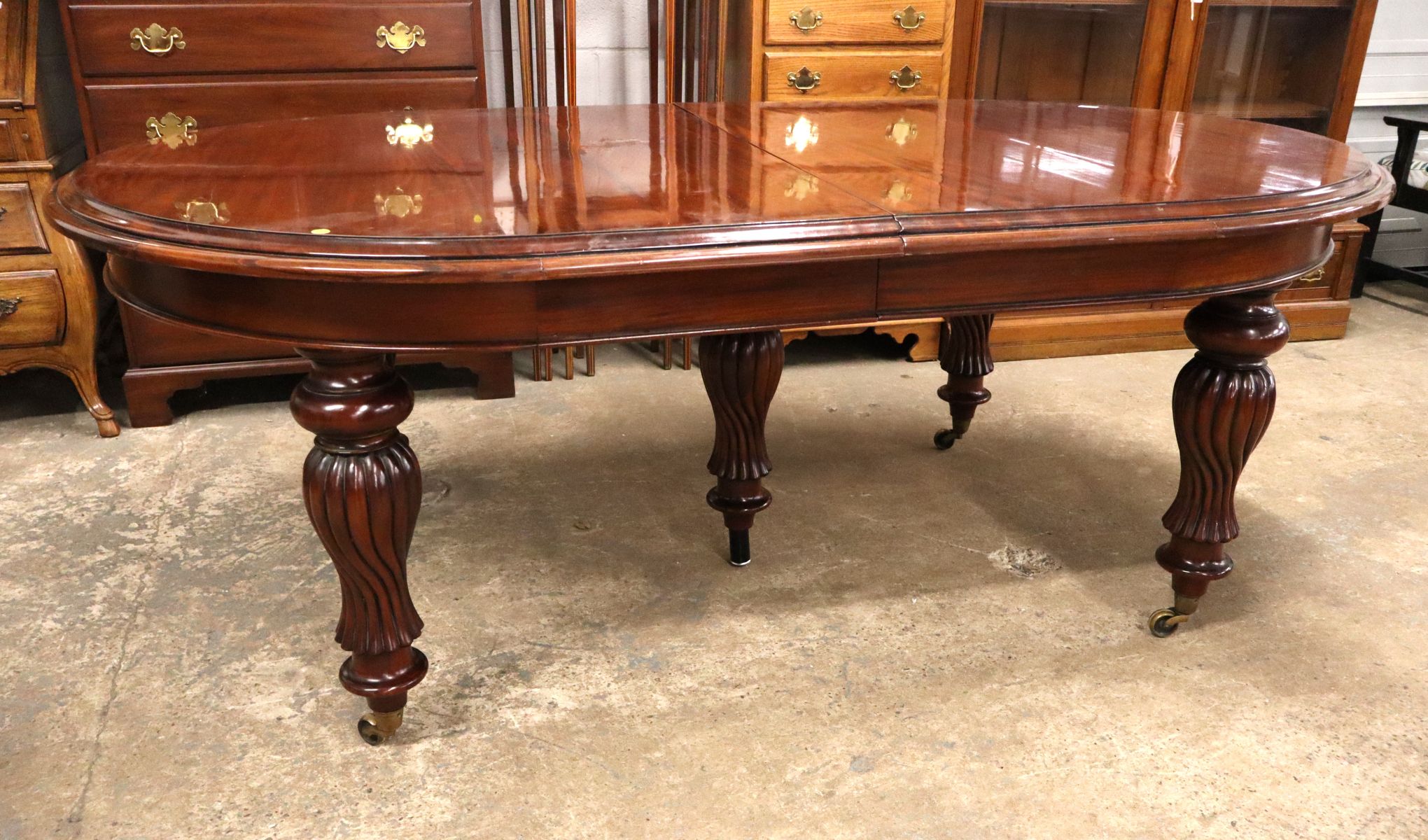 Double Crank 8 leaf mahogany table opens 18+ ft