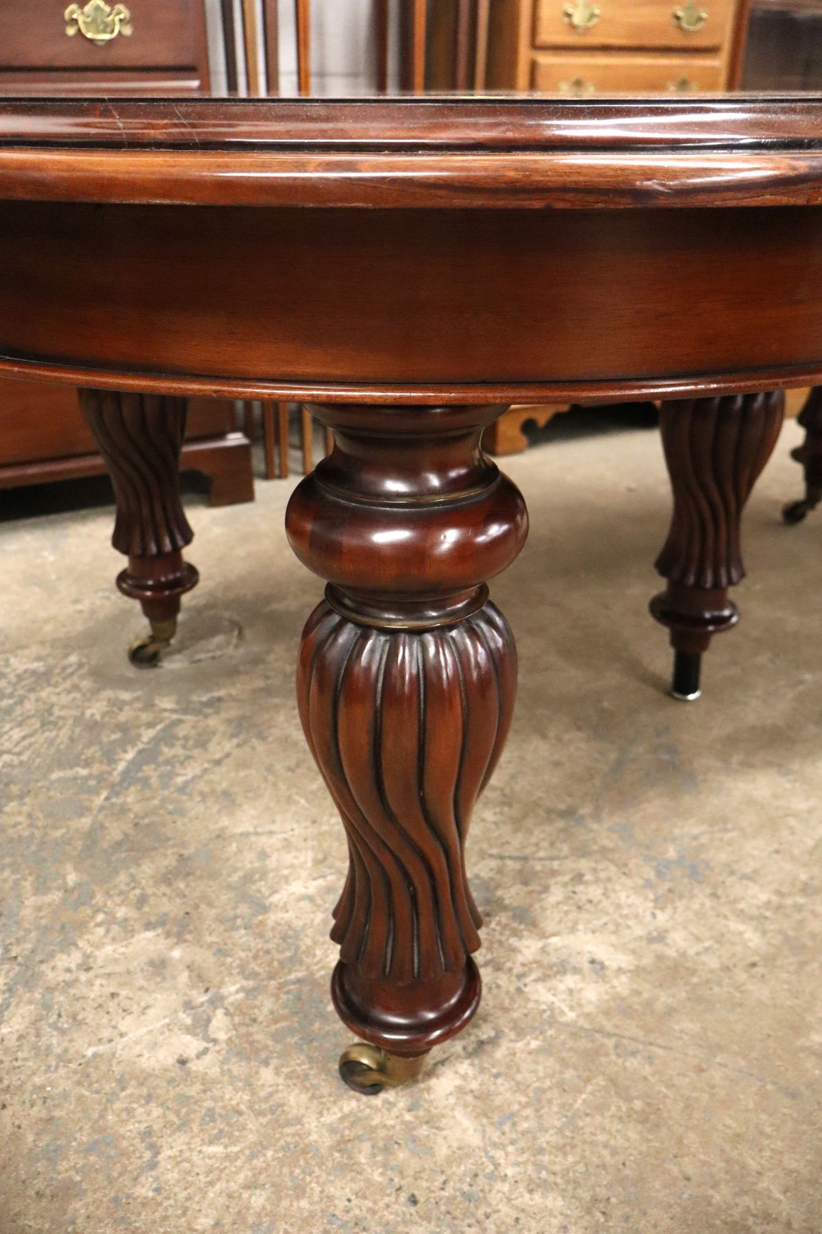 Double Crank 8 leaf mahogany table opens 18+ ft