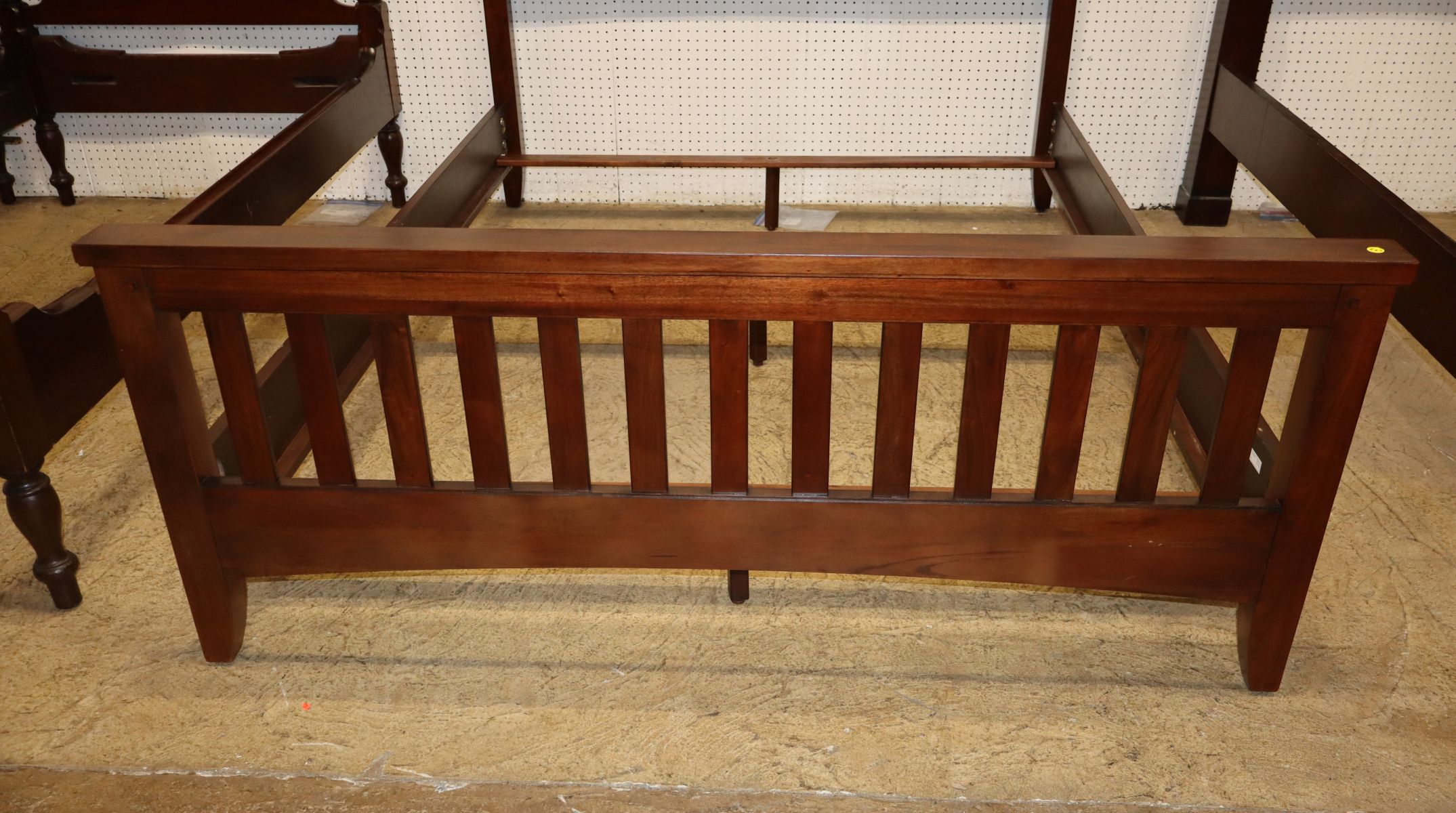 Nice arts & crafts mahogany queen size bed, complete