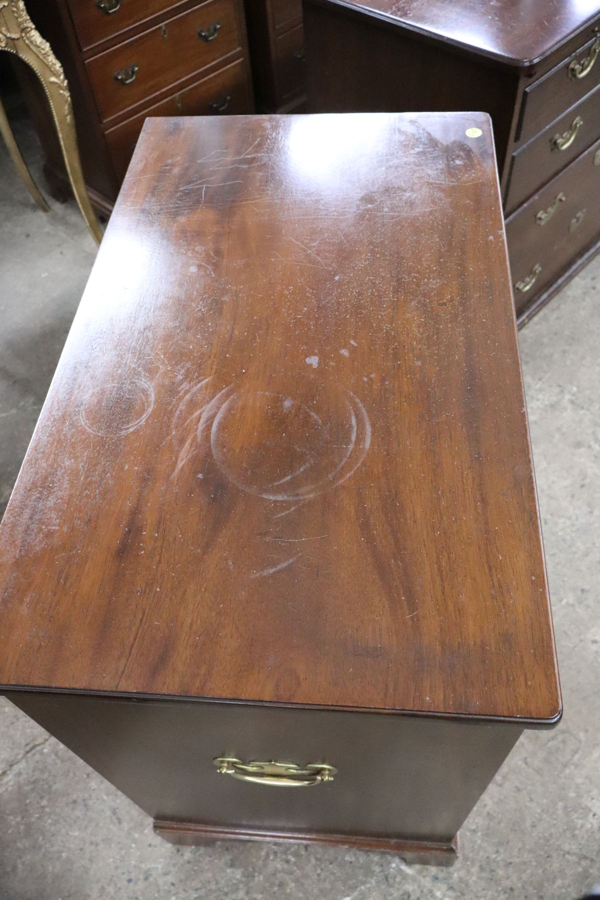 Quality PR bachelors chest crafted AF Hackman 1968