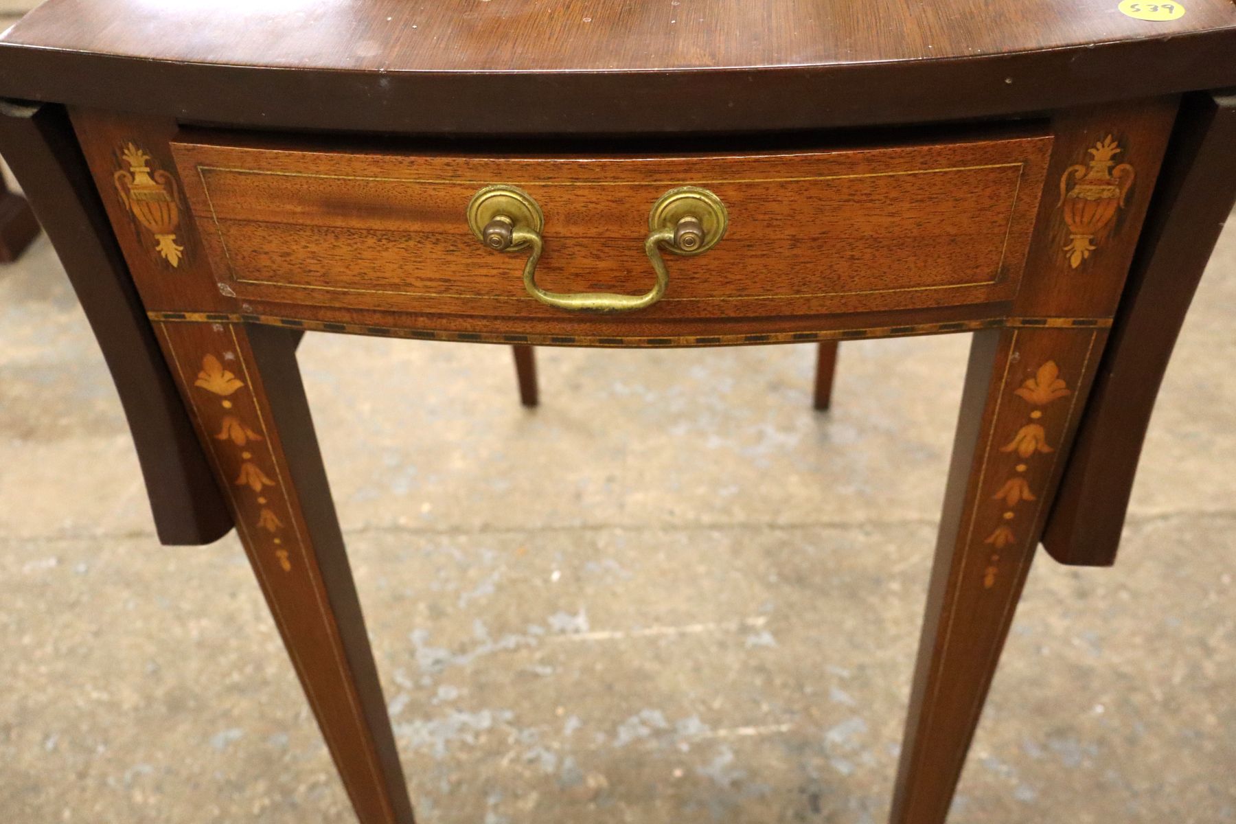 Quality crafted pembrook table attrib AF Hackman