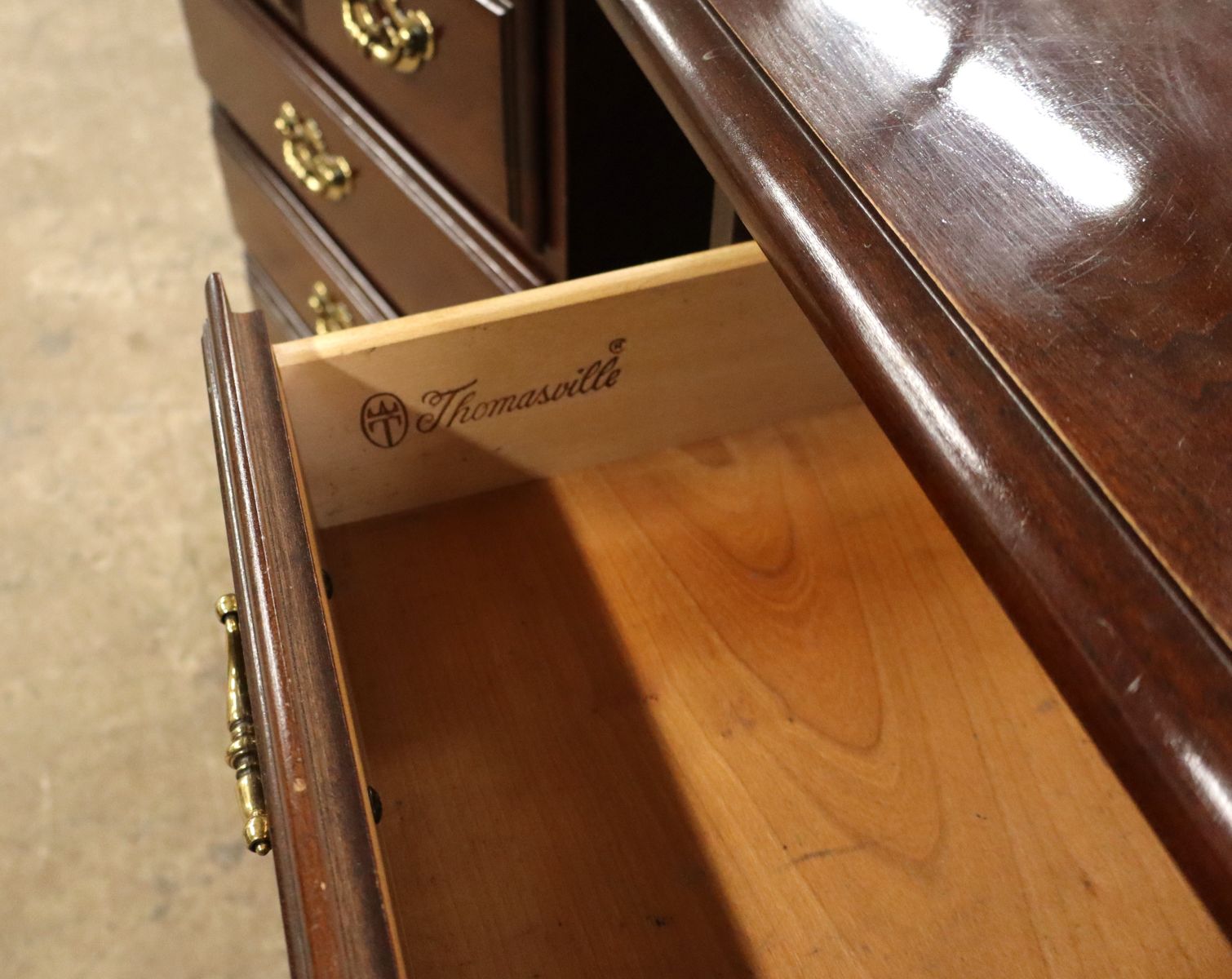 PR Thomasville Furn 4 drawer cherry nightstands