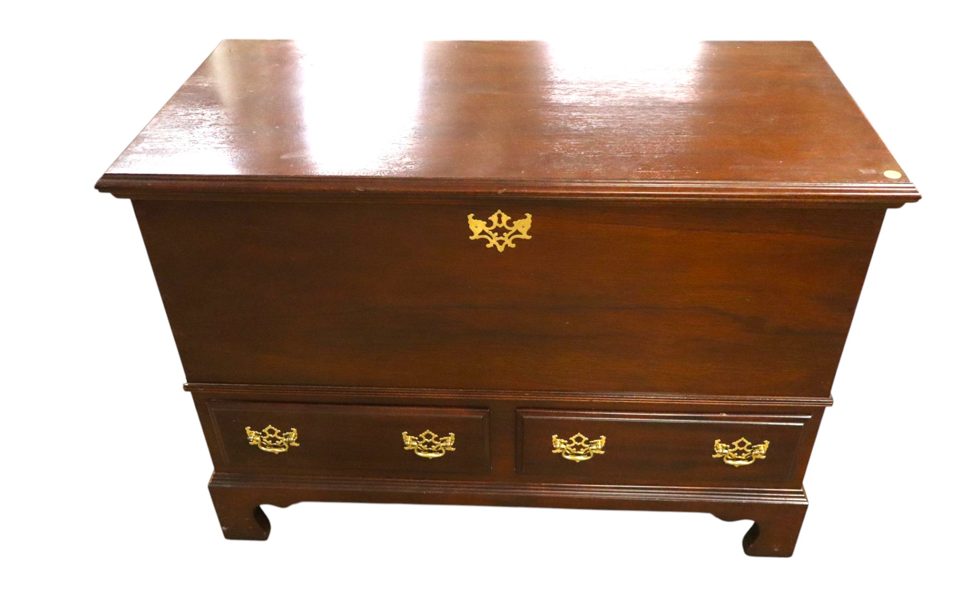 Nice Chippendale style 2 drawer cedar chest