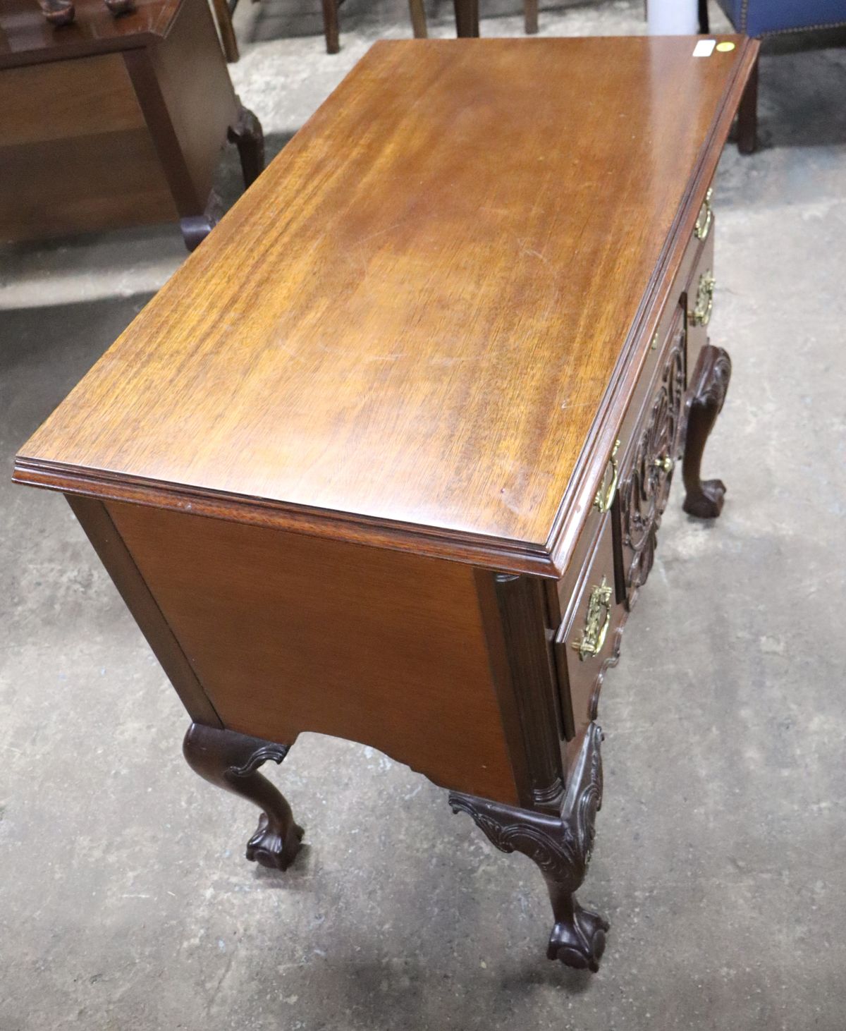 Councill Furn Chippendale Style shell carved low boy