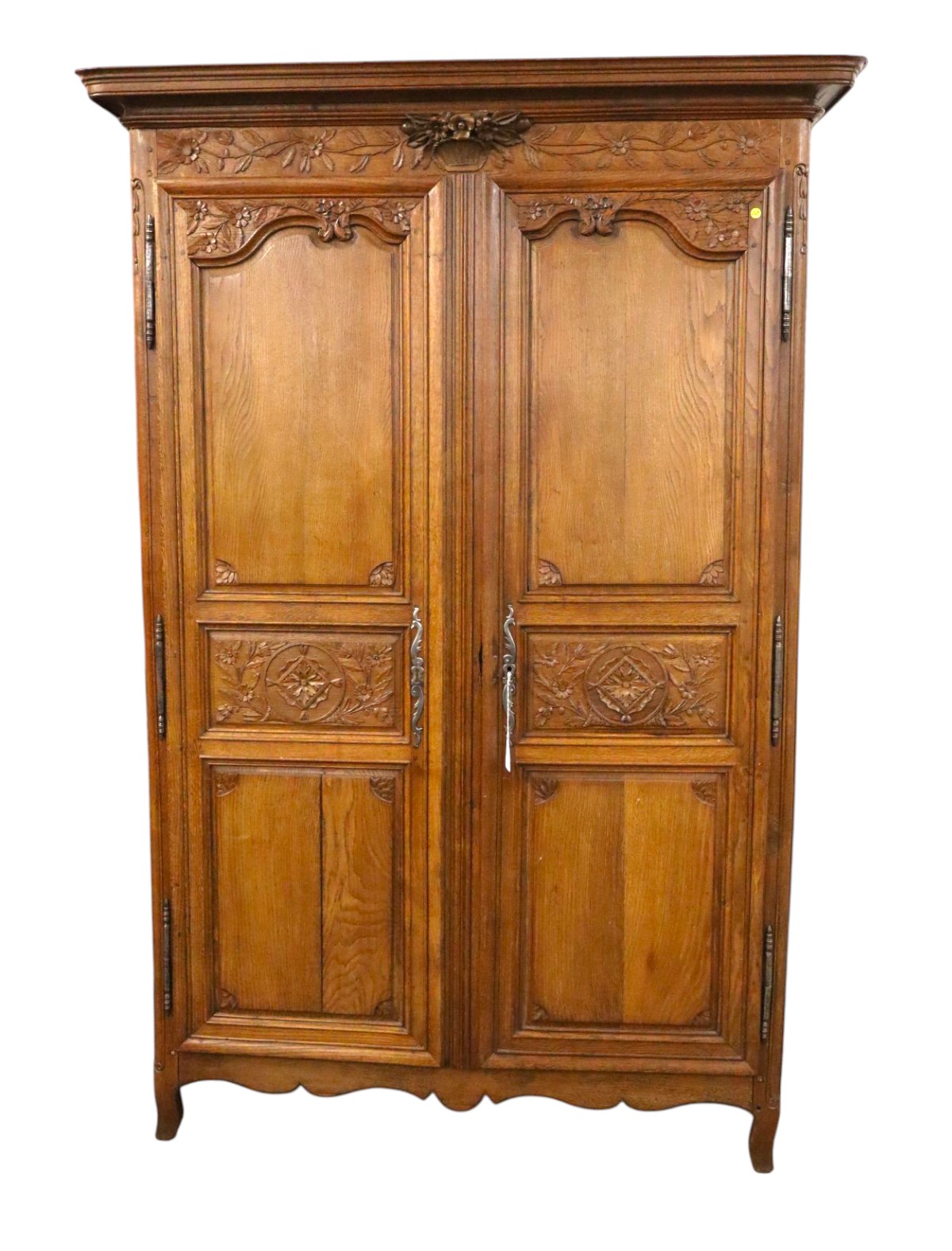 Antique FR carved oak cupboard ca1790-1820's w/key