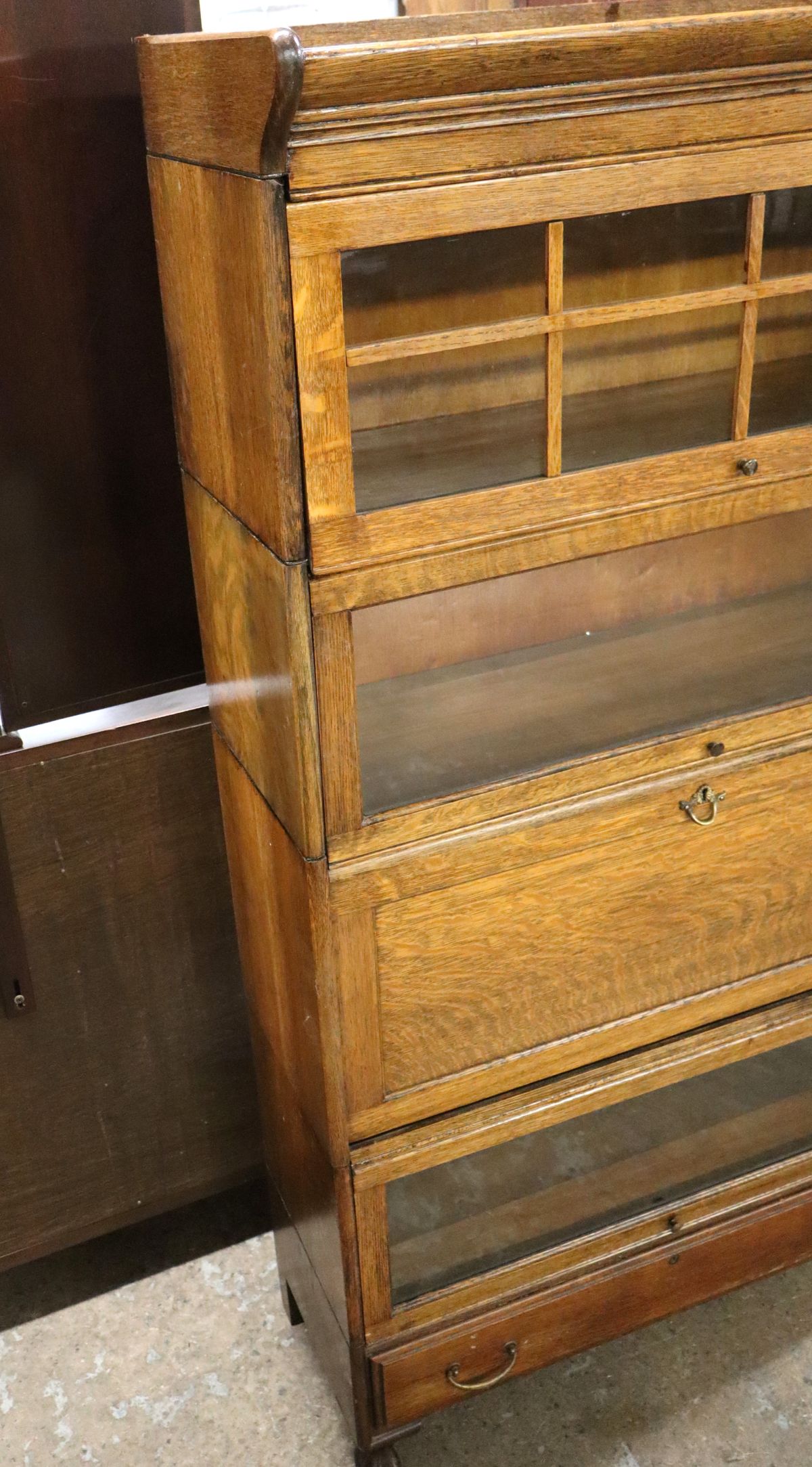 Nice oak 4 section Gunn barrister bookcase w/desk