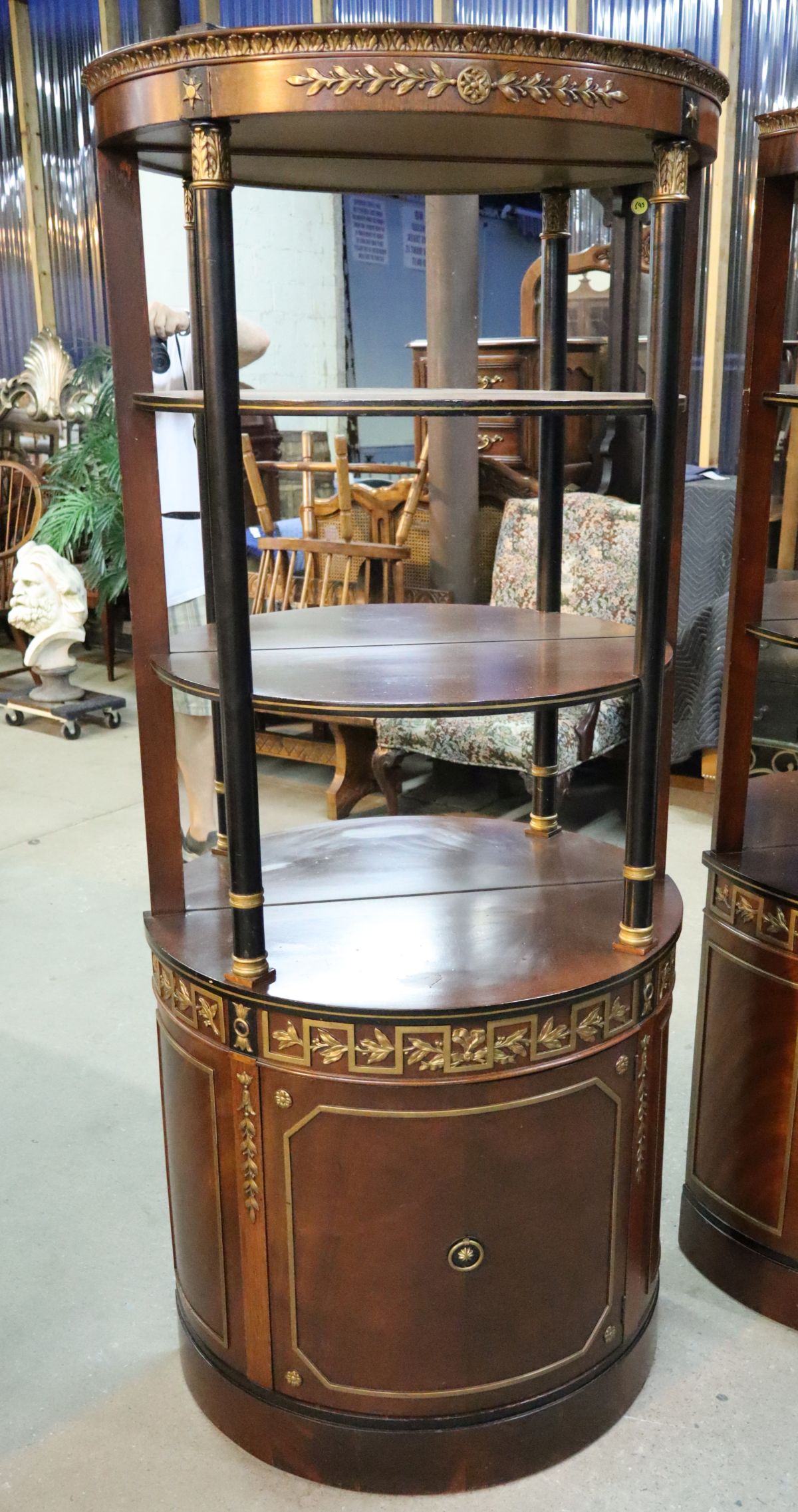 PR Vtg demilune regency mirrored 3 tier etageres