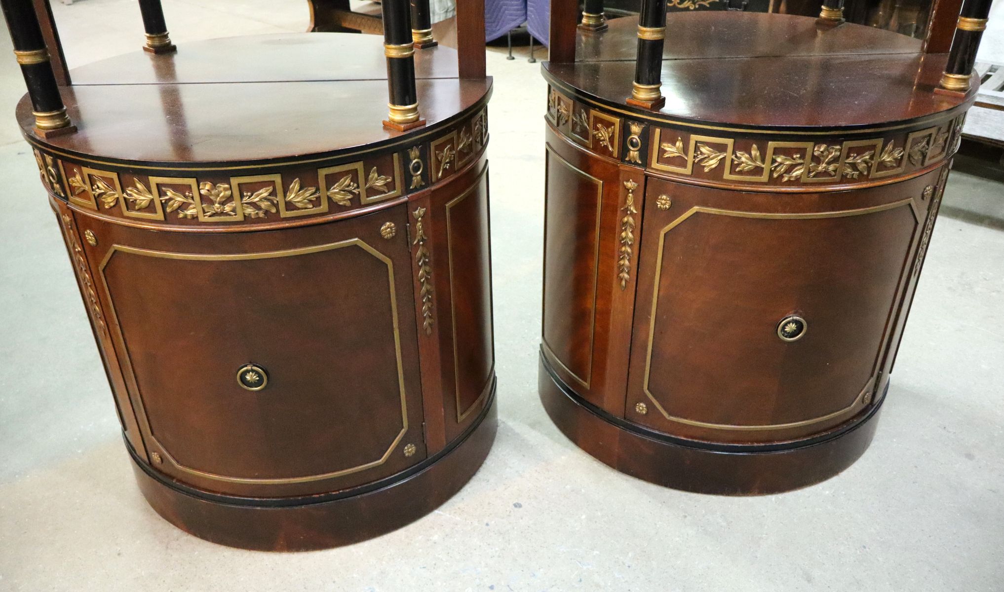 PR Vtg demilune regency mirrored 3 tier etageres