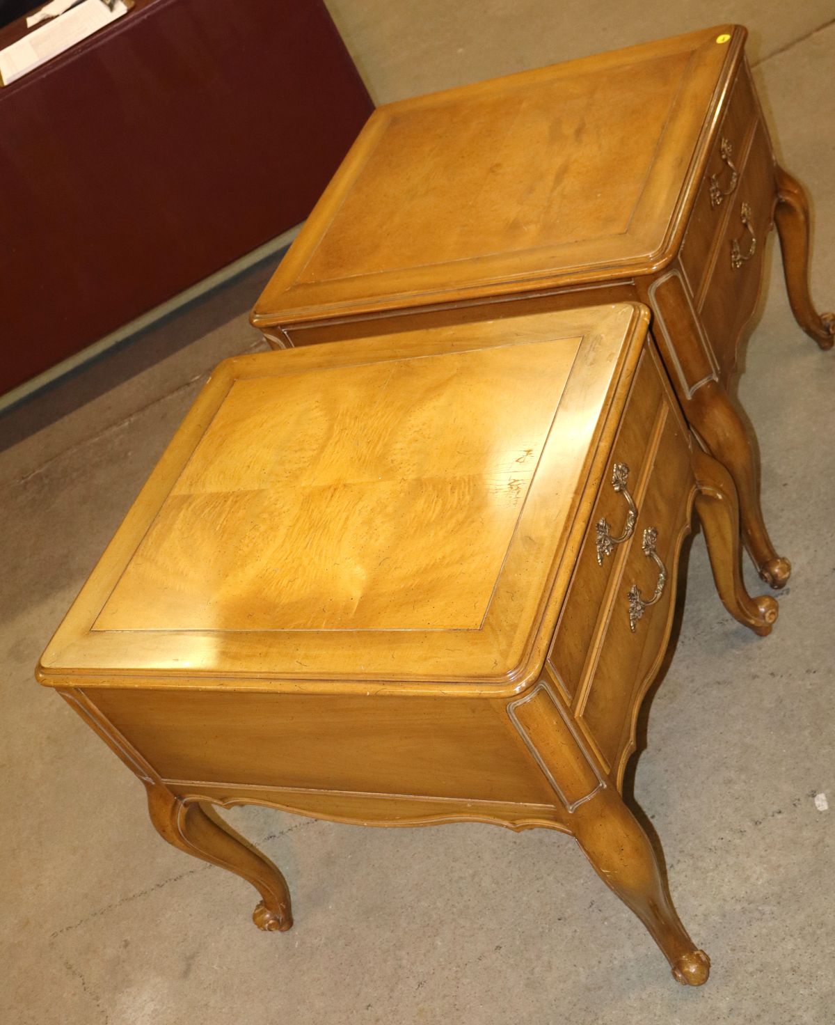 PR Weiman Furn Vtg burl walnut 1 drawer lamp tables
