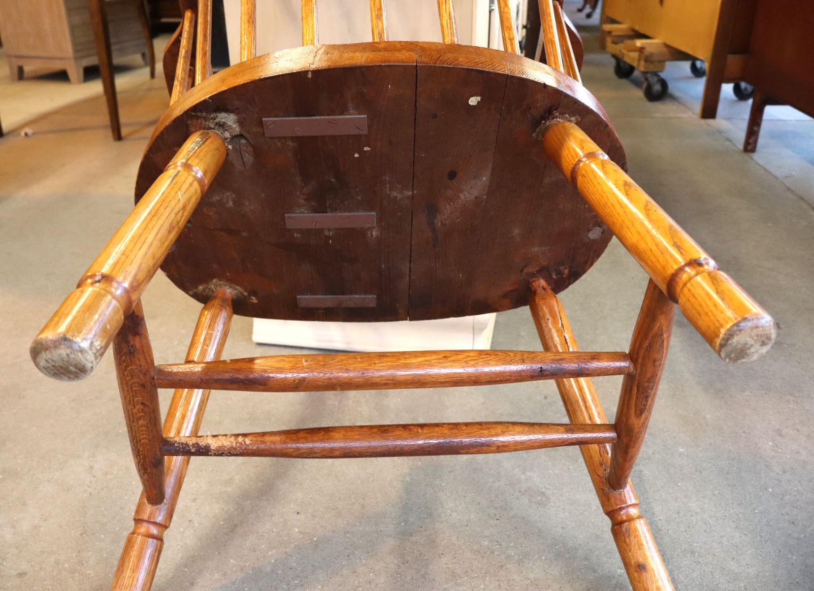 Antique oak comb back chair