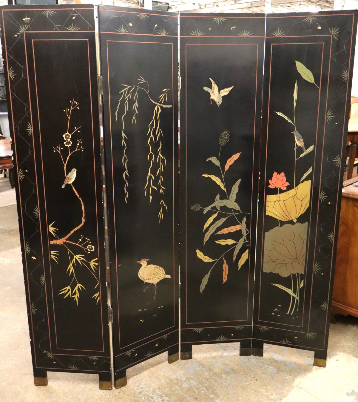 Vintage 4 section Asian decorated room screen
