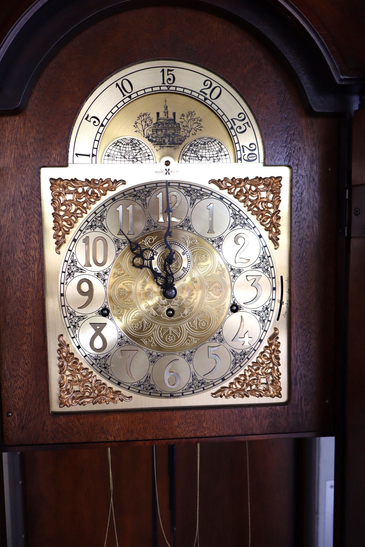 VTG Howard Miller tall case grandfather clock