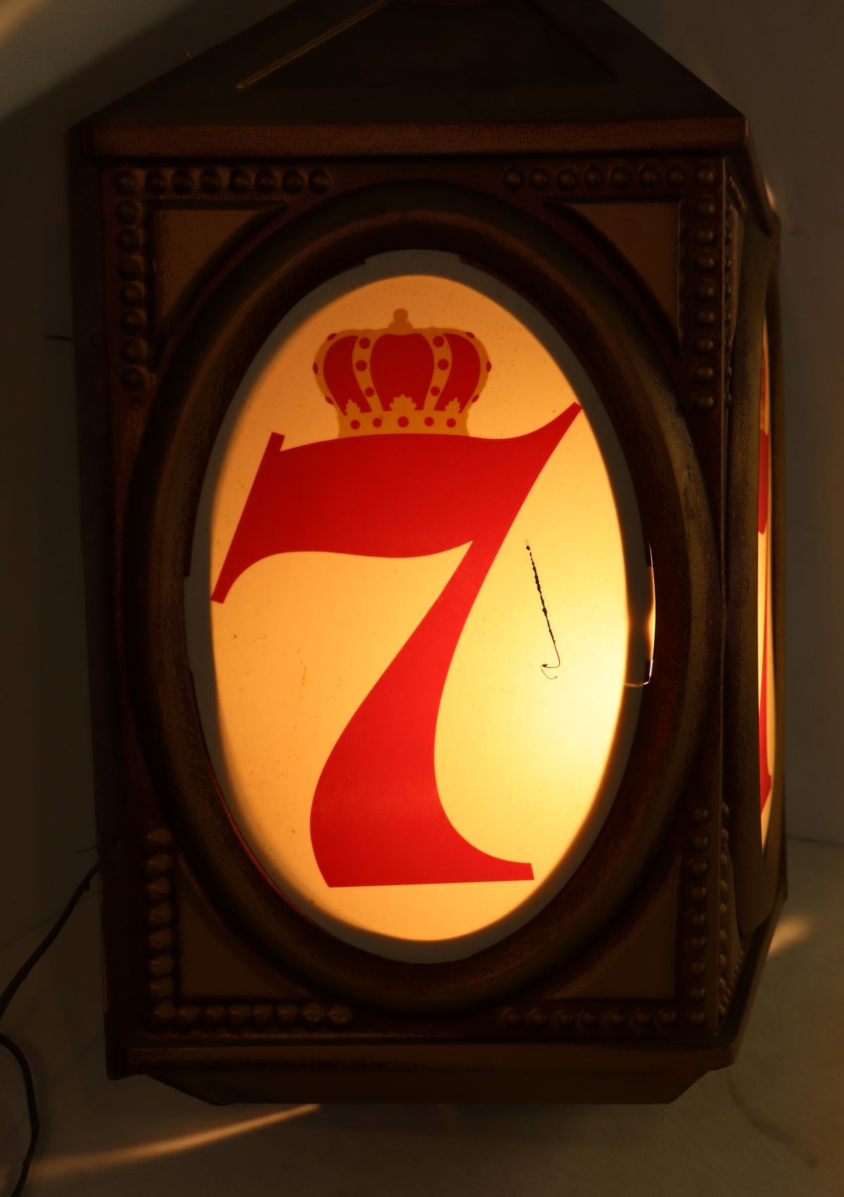 Vintage Crown 7 advertisement light