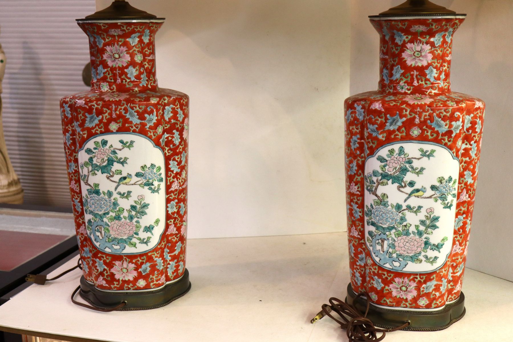 PR VTG Asian paint decorated porcelain lamps & shades