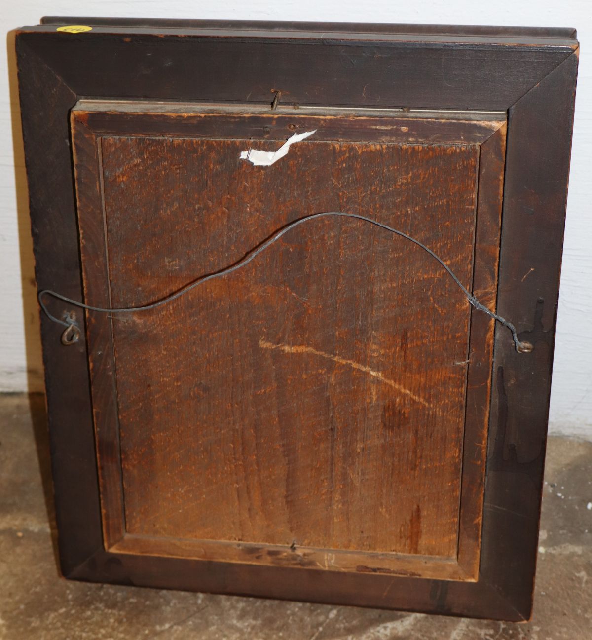 Antique Vict walnut deep frame w/portrait woman