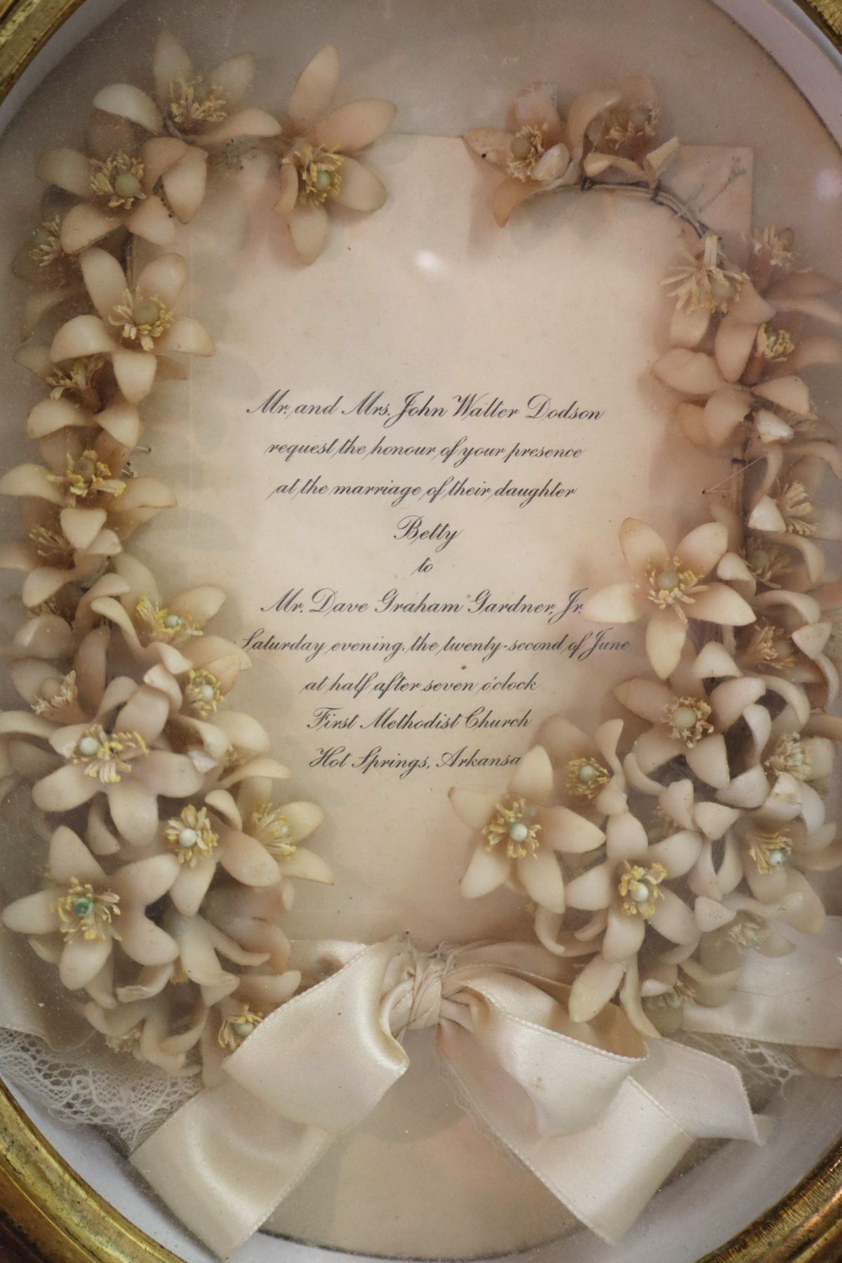 Antique Victorian oval deep frame w/ wedding invitation
