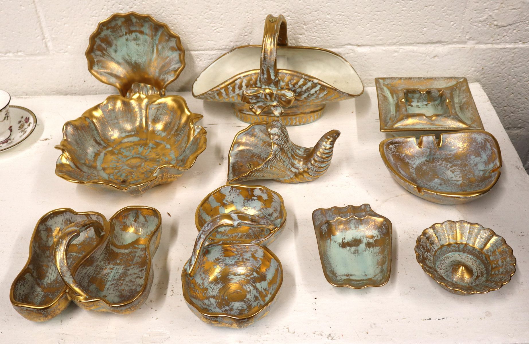 10 pieces of vintage Stangl Antique Gold pattern pottery