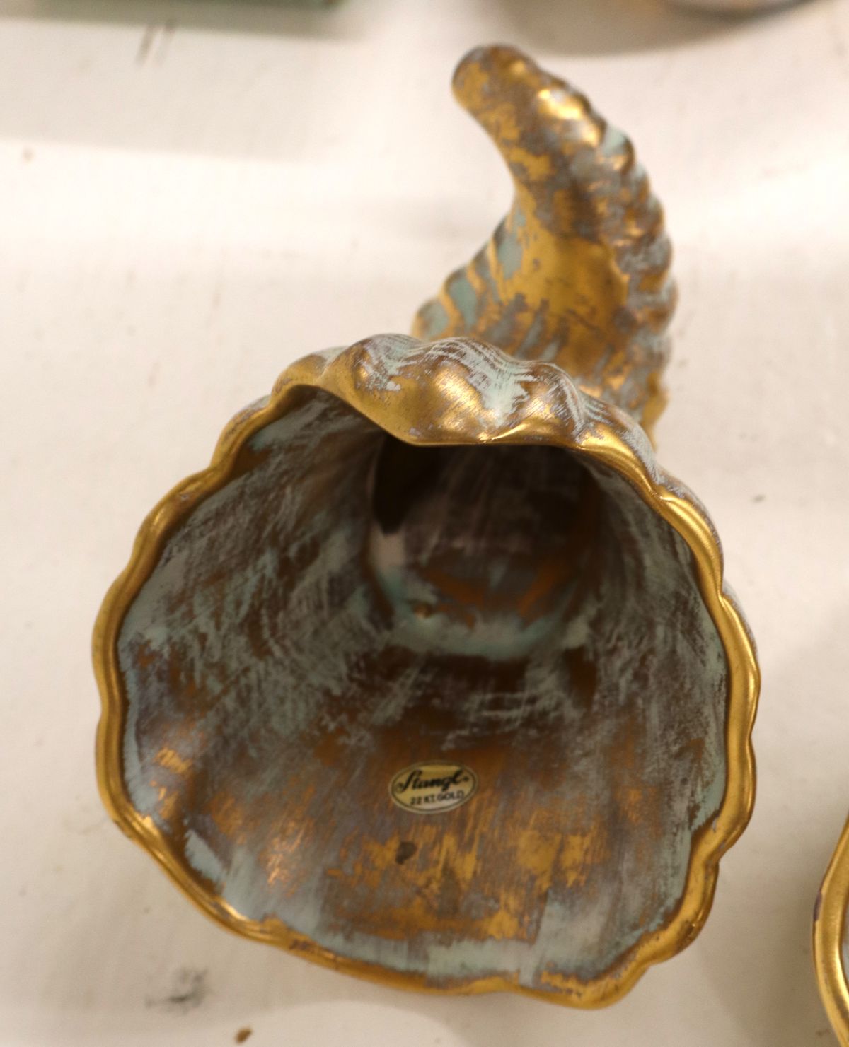 10 pieces of vintage Stangl Antique Gold pattern pottery