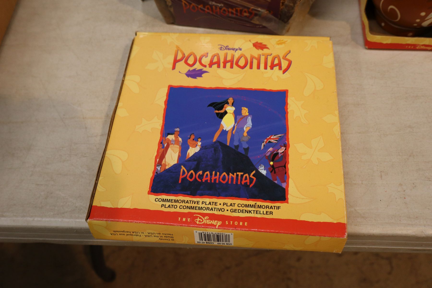 VTG Disney Pocahontas doll, mugs, books orig boxes & other