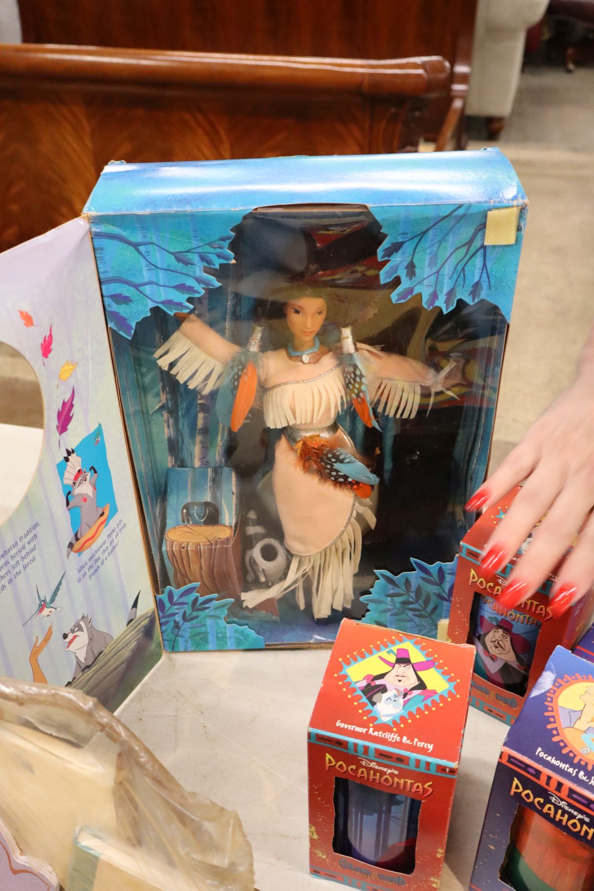 VTG Disney Pocahontas doll, mugs, books orig boxes & other