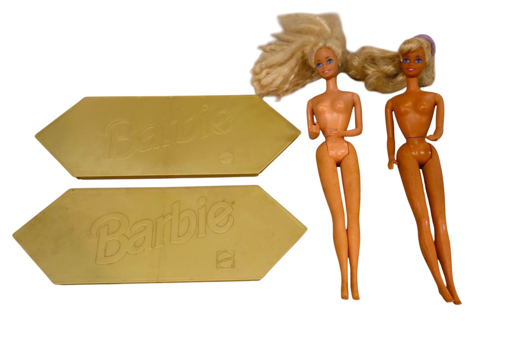 2 vintage barbies (unclothed)