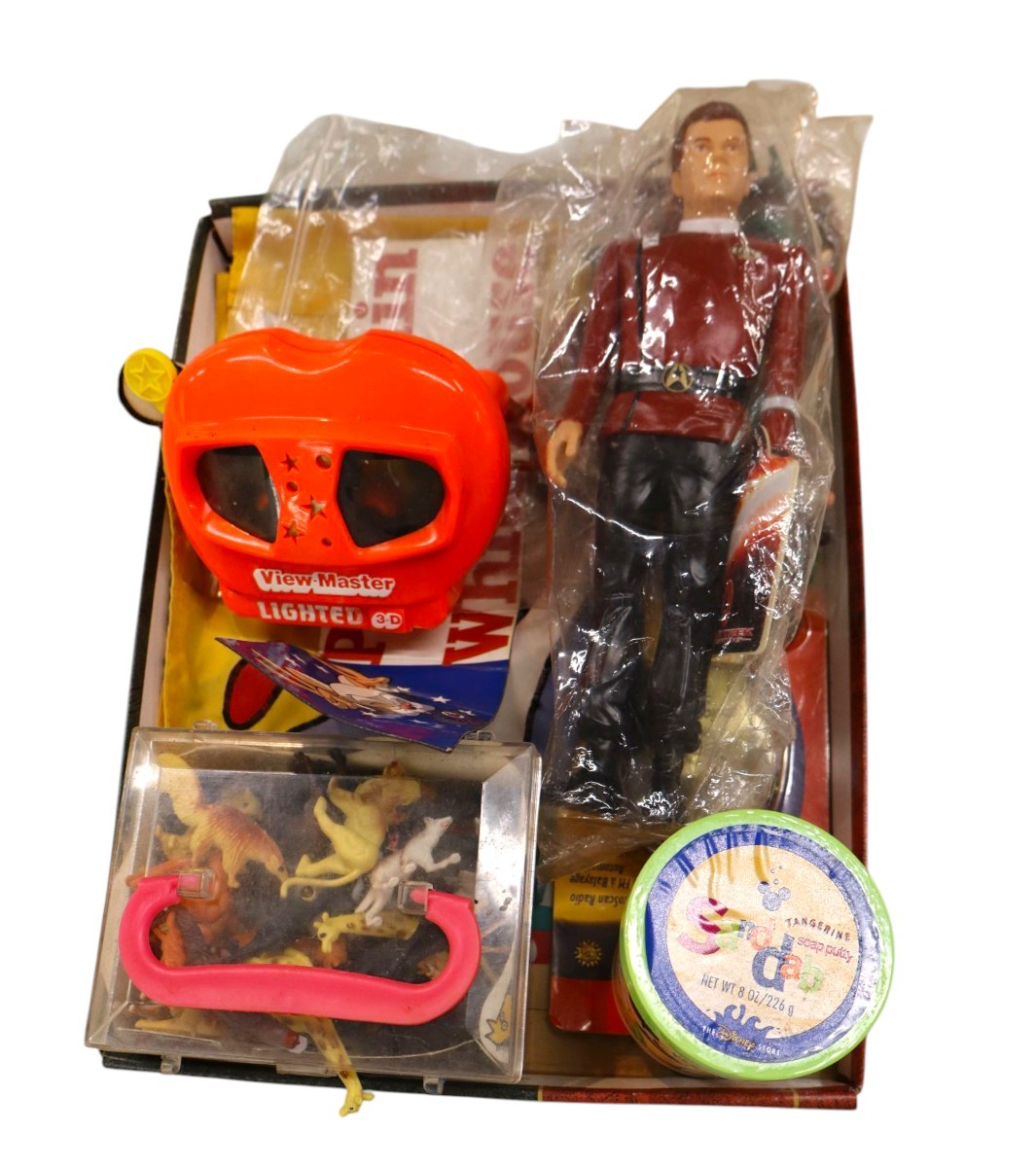 VTG Star Wars action figures, mini animals, view master & other