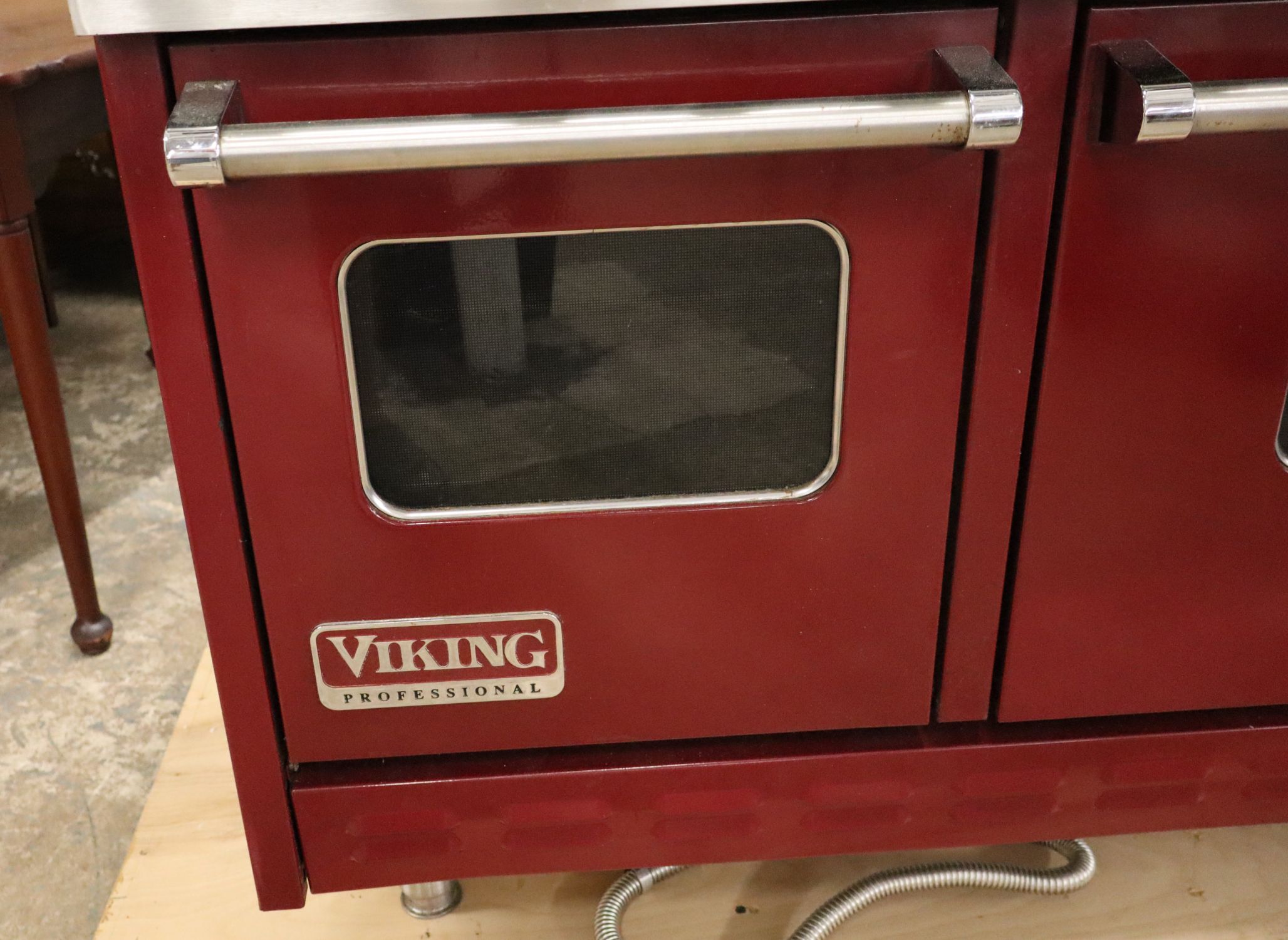 Viking 48" Pro 6 Burner Grill Double Oven Range