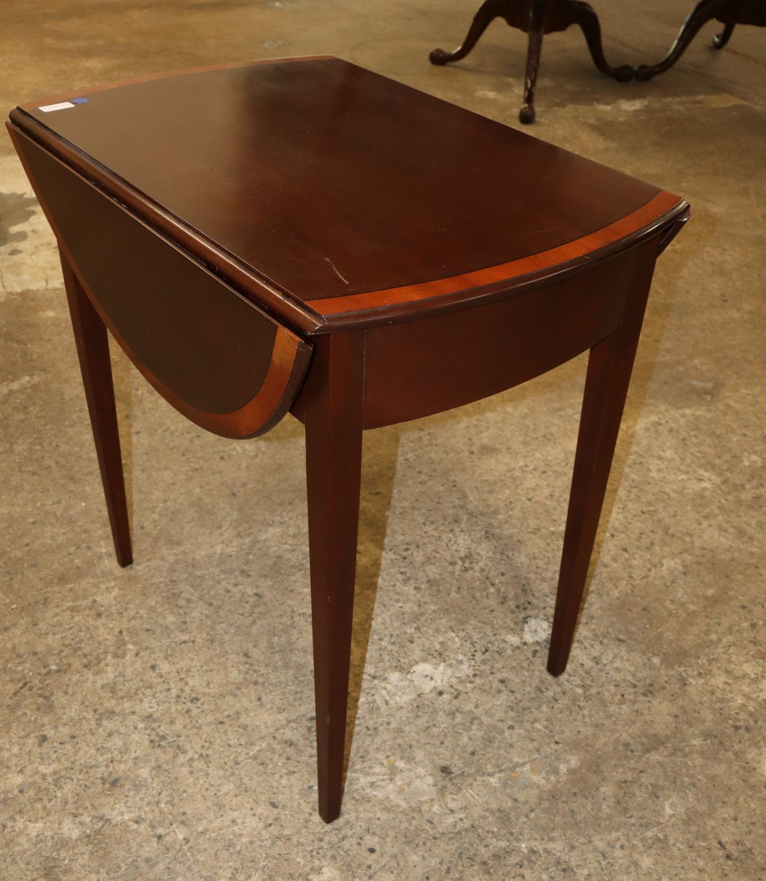 Stickley Mahogany Banded Pembroke Drop Leaf Table