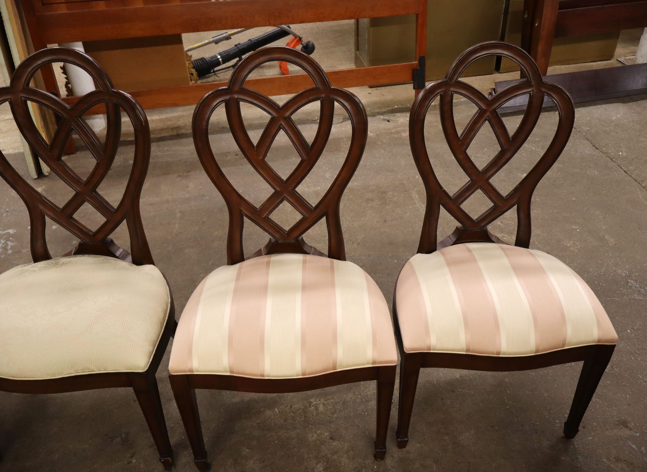 4 Ethan Allen Mahogany Sweetheart Dining Chairs