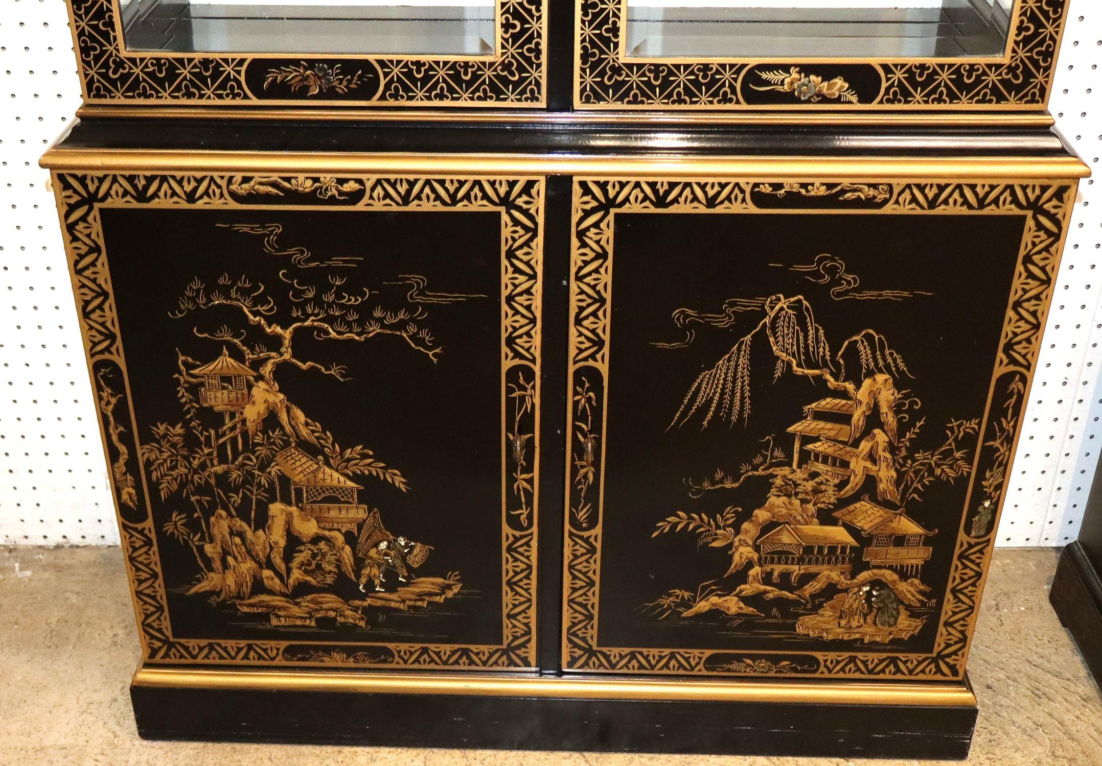 Drexel Chinoiserie 4-Dr Lighted Bevel Glass China Cabinet