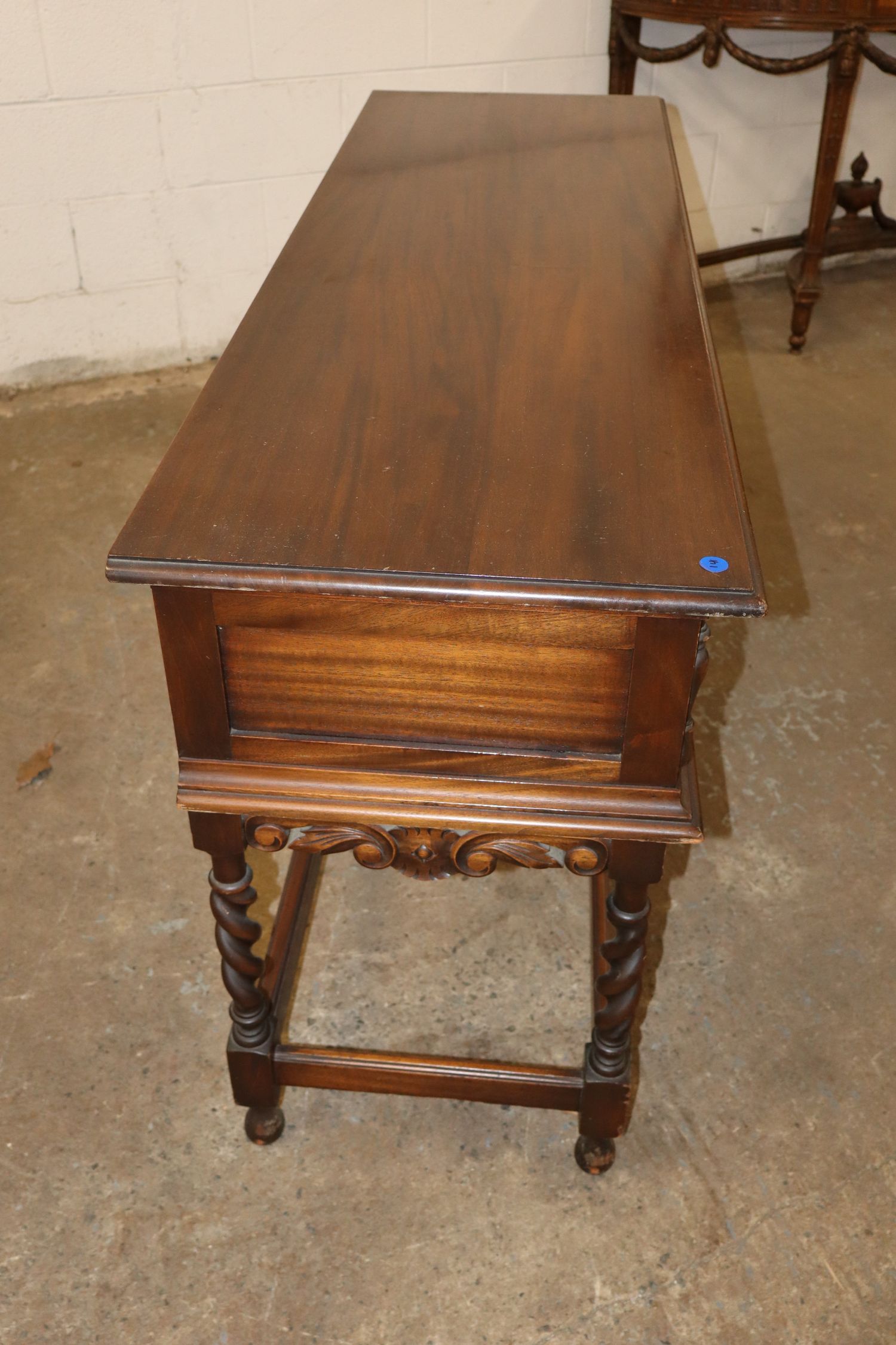 Kittinger Semi Antq Barley Twist Crvd Walnut Console