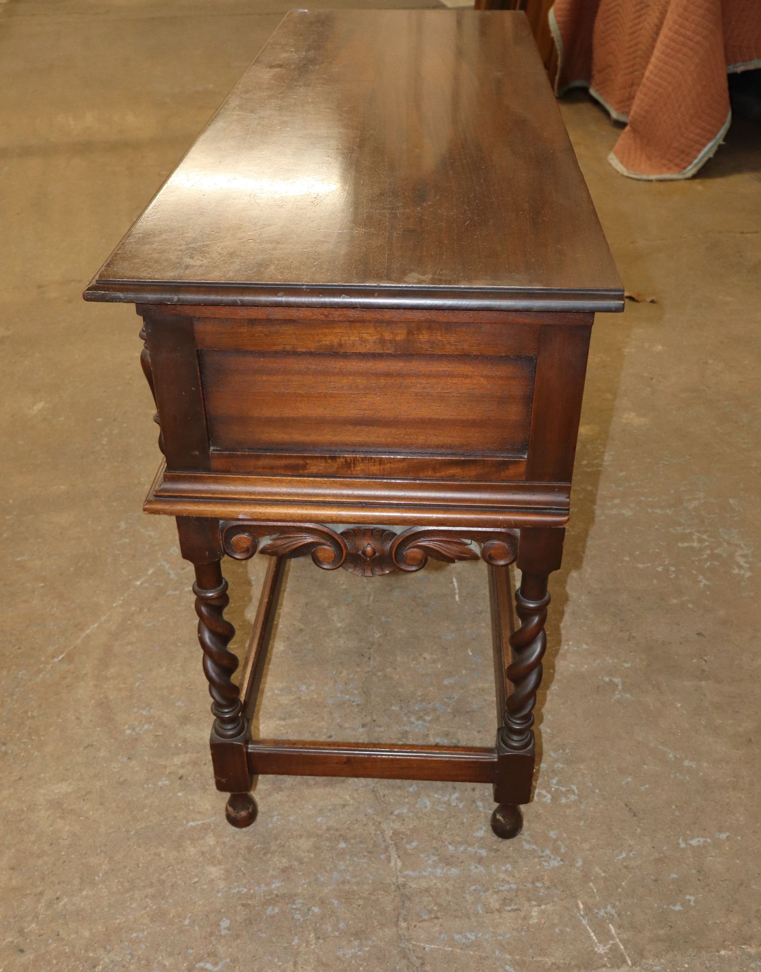 Kittinger Semi Antq Barley Twist Crvd Walnut Console