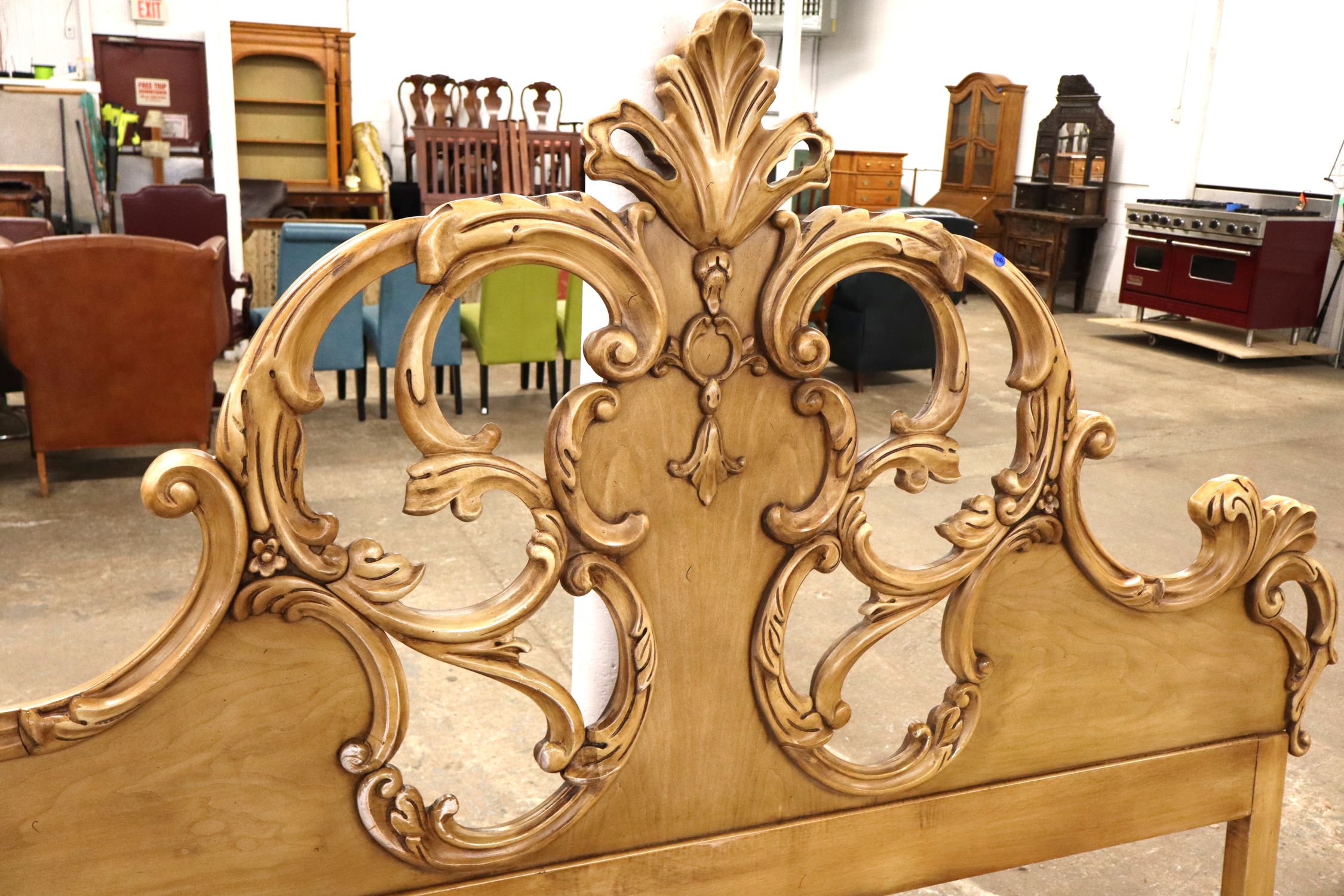 FR Crvd King Headboard Ira A Rose By MPFI Antq Finish