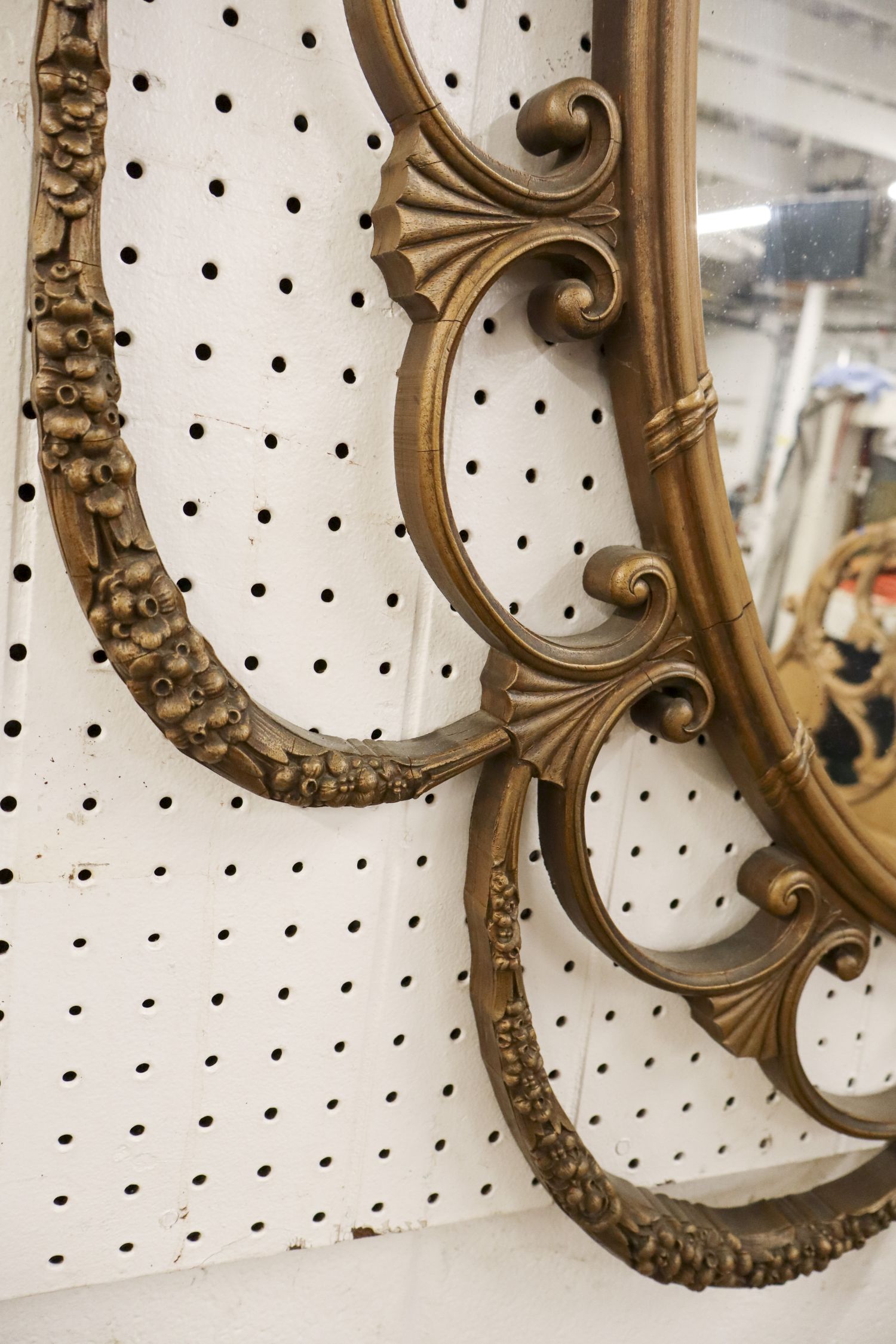 Antq Wood Gesso Winged Griffin Urn Crvd Hanging Mirror