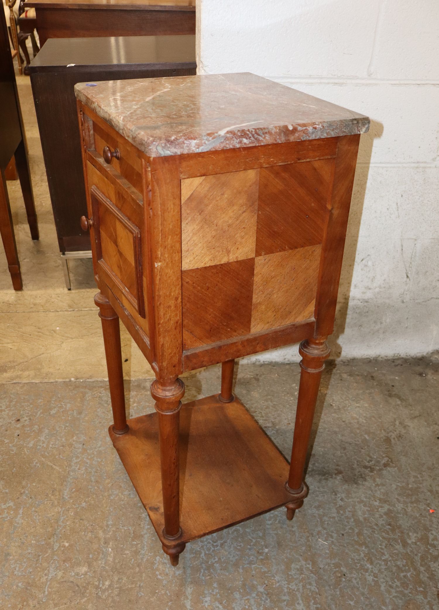 Antq Victorian 1-Dr 1-Door MT Walnut Chamber Stand