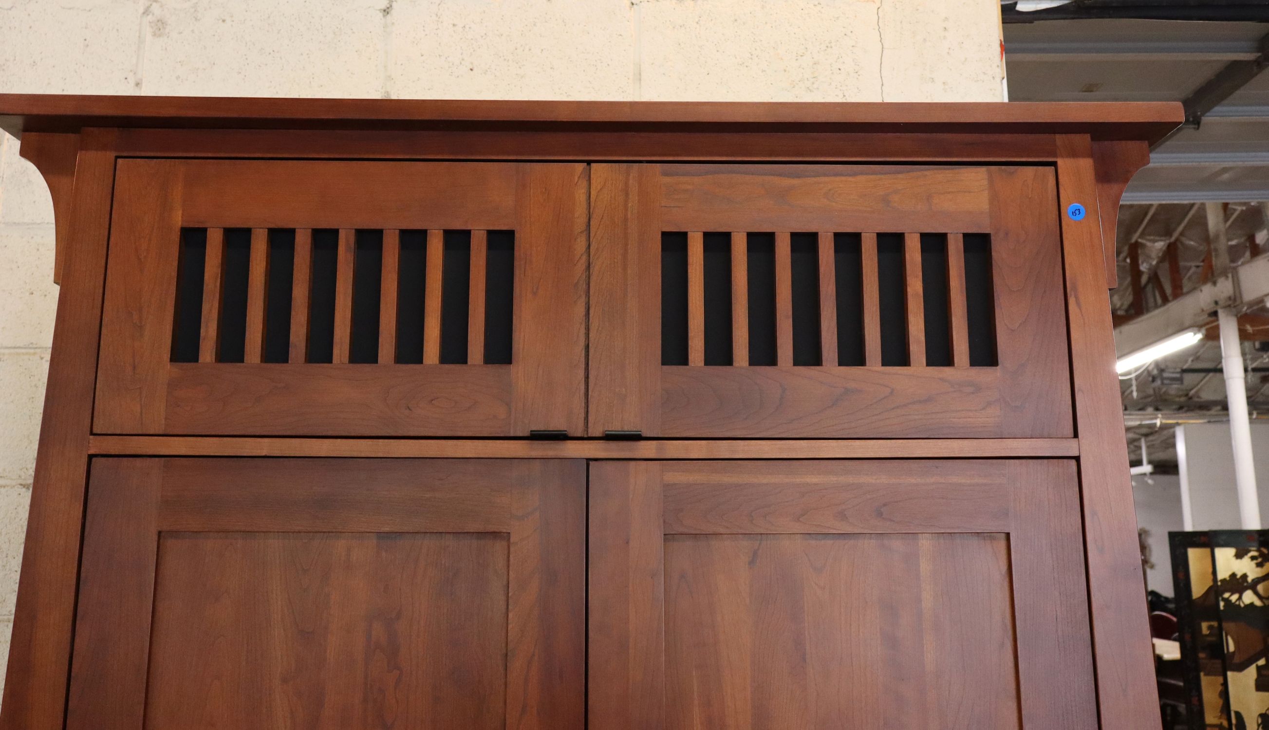 Ethan Allen Cherry Arts & Crafts 4-Dr 2pc Bar Cabinet