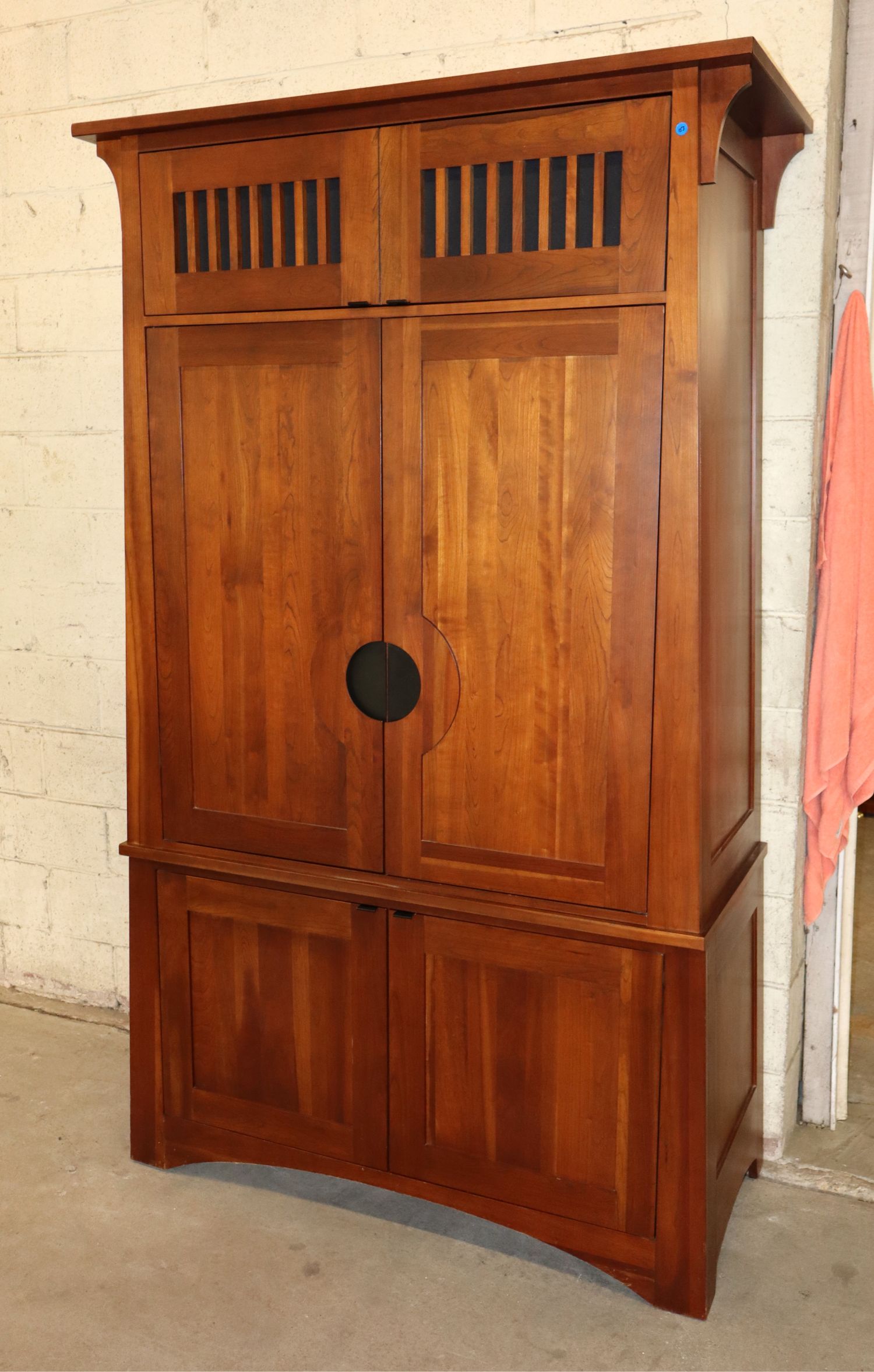 Ethan Allen Cherry Arts & Crafts 4-Dr 2pc Bar Cabinet