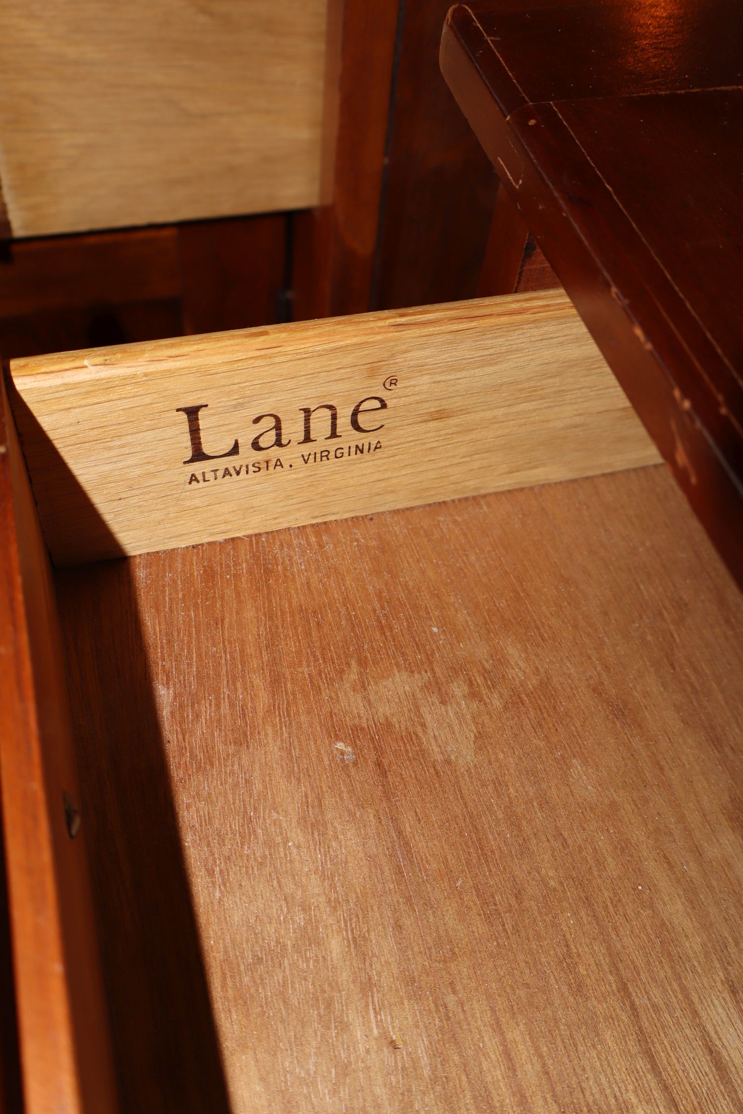 Pr VTG Lane Furniture Cherry Nightstands Orig Fin
