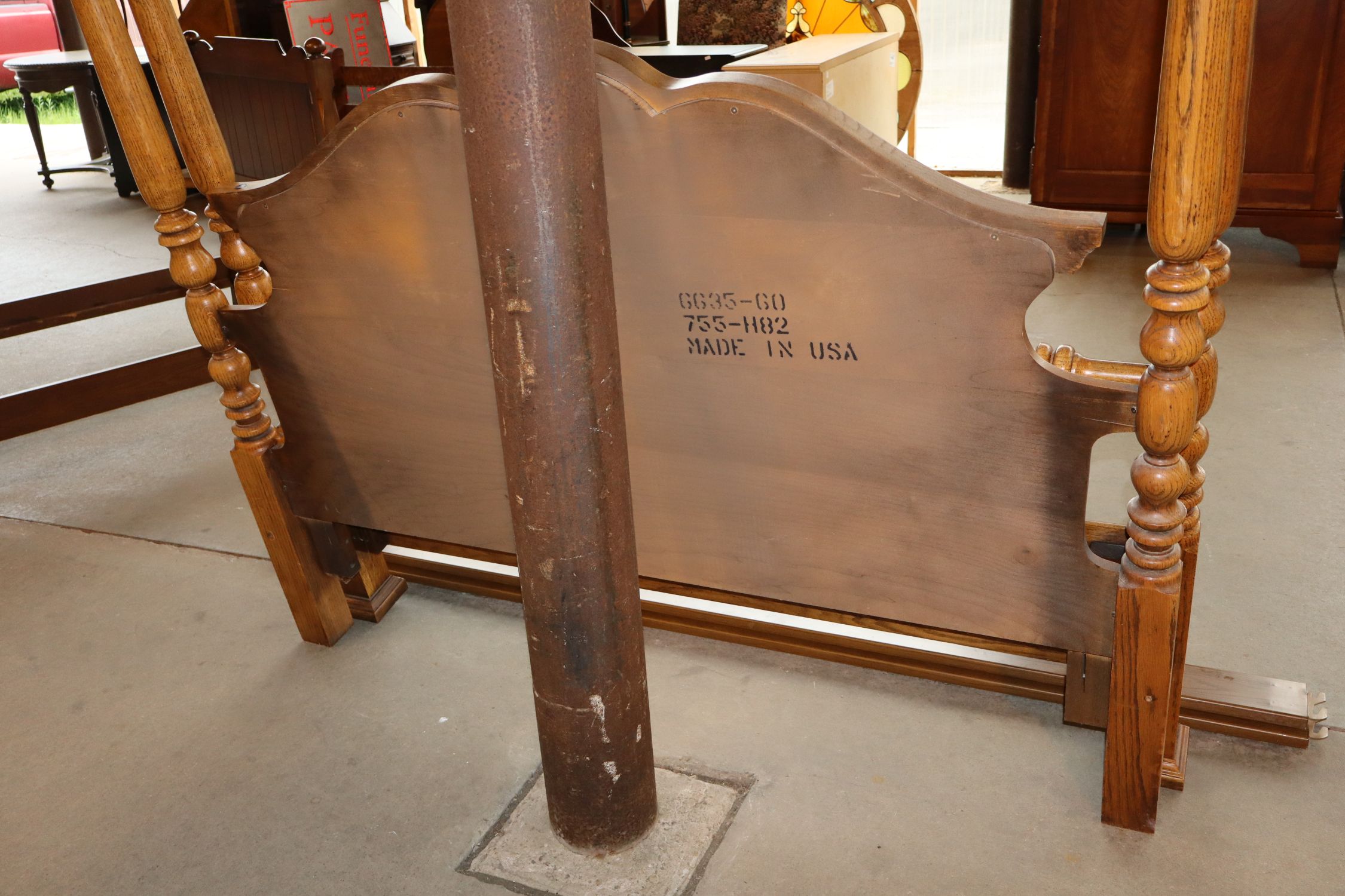 Oak Shell Crvd Queen/Full 4-Poster Bed w/rails