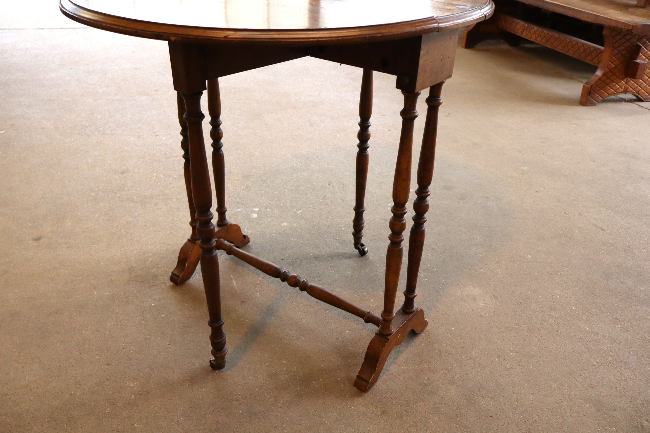Petite Semi Antq Drop Leaf Gateleg Table Orig Fin