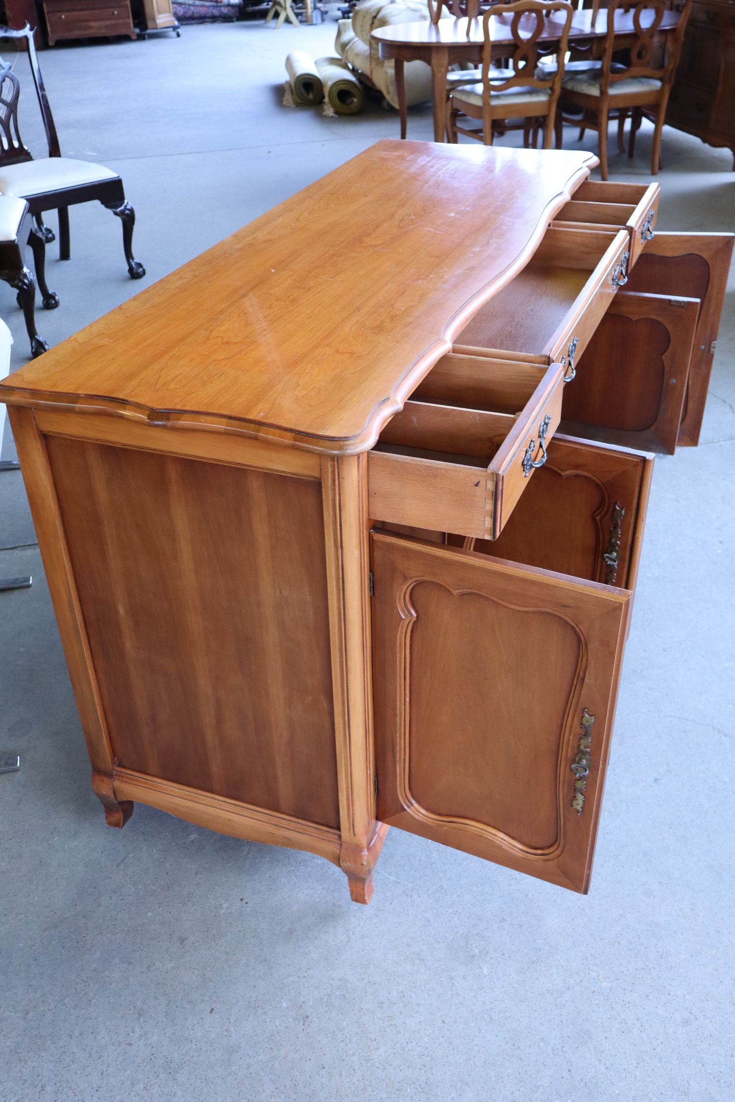 VTG FR Provincial 4-Dr 4-Dr Cherry Buffet Orig Fin