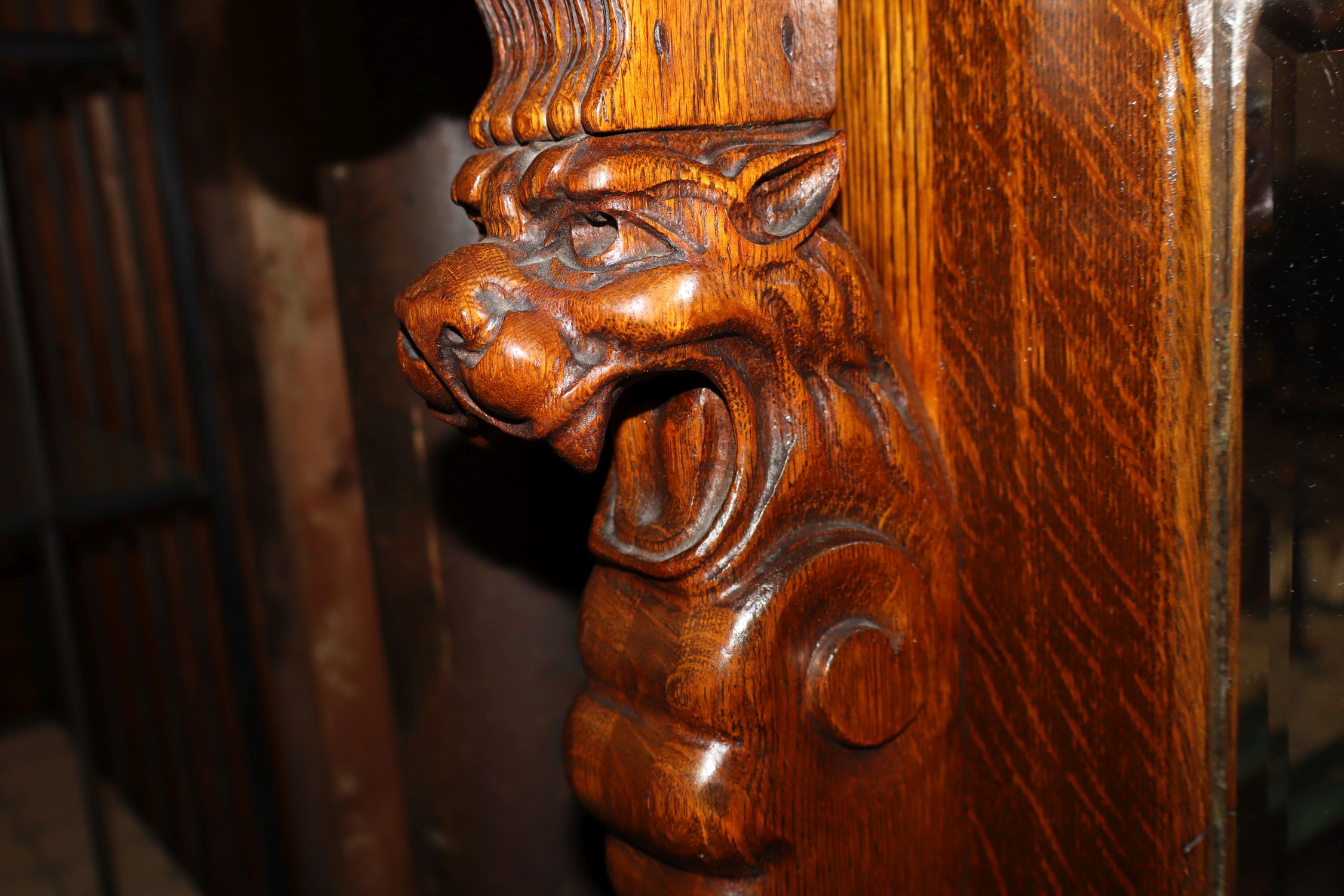 Antq Oak Lion Head Bevel Mirror Paw Foot Buffet Orig