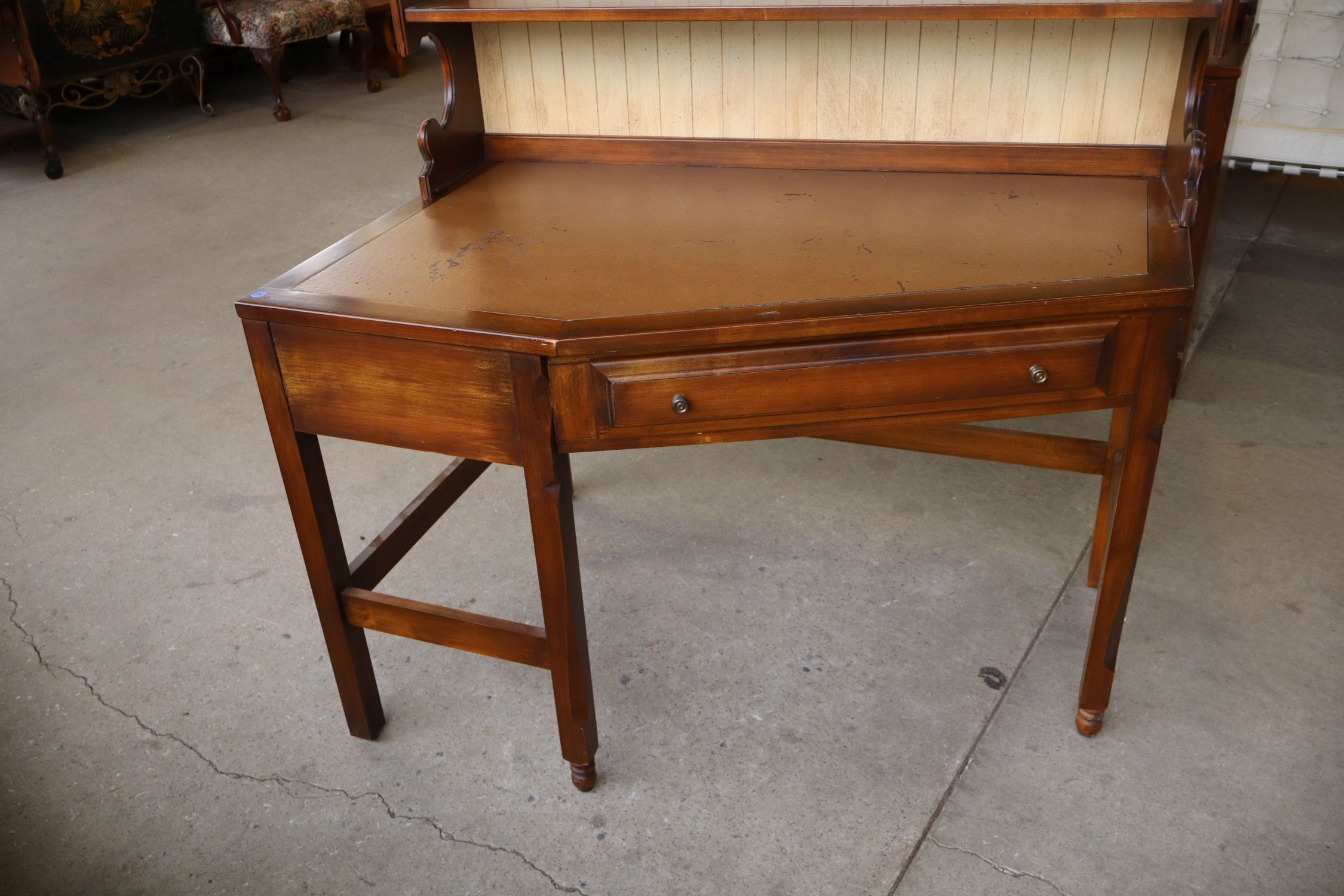 VTG Taylor Jamestown LT Corner Desk Walnut Orig Fin