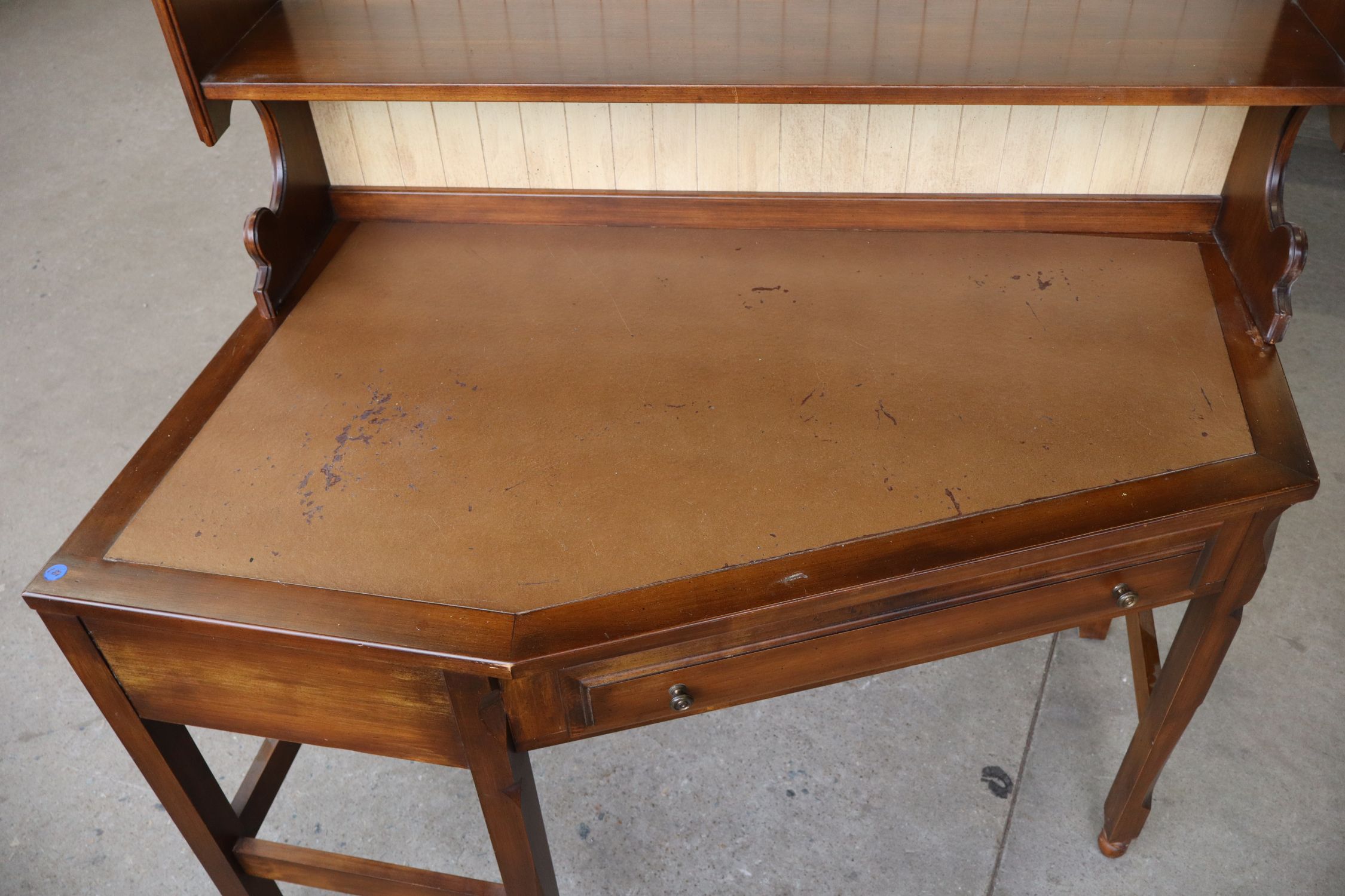 VTG Taylor Jamestown LT Corner Desk Walnut Orig Fin