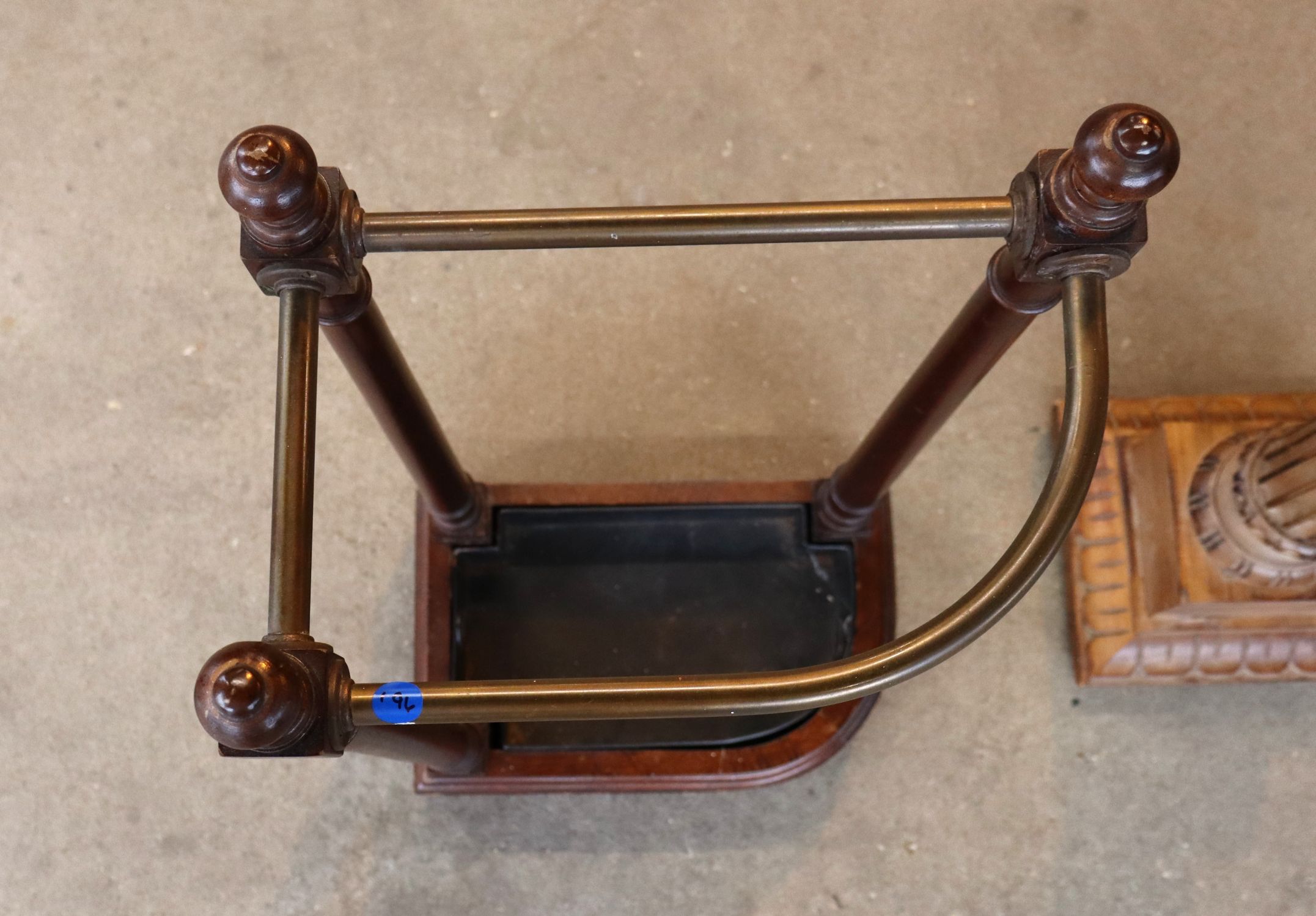 Nice Vintage Mahog Umbrella Stand w/Drip Pan