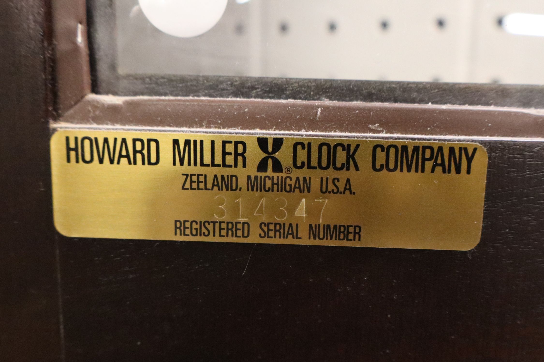 VTG Howard Miller Burl Mahog GF Clock SN 314347