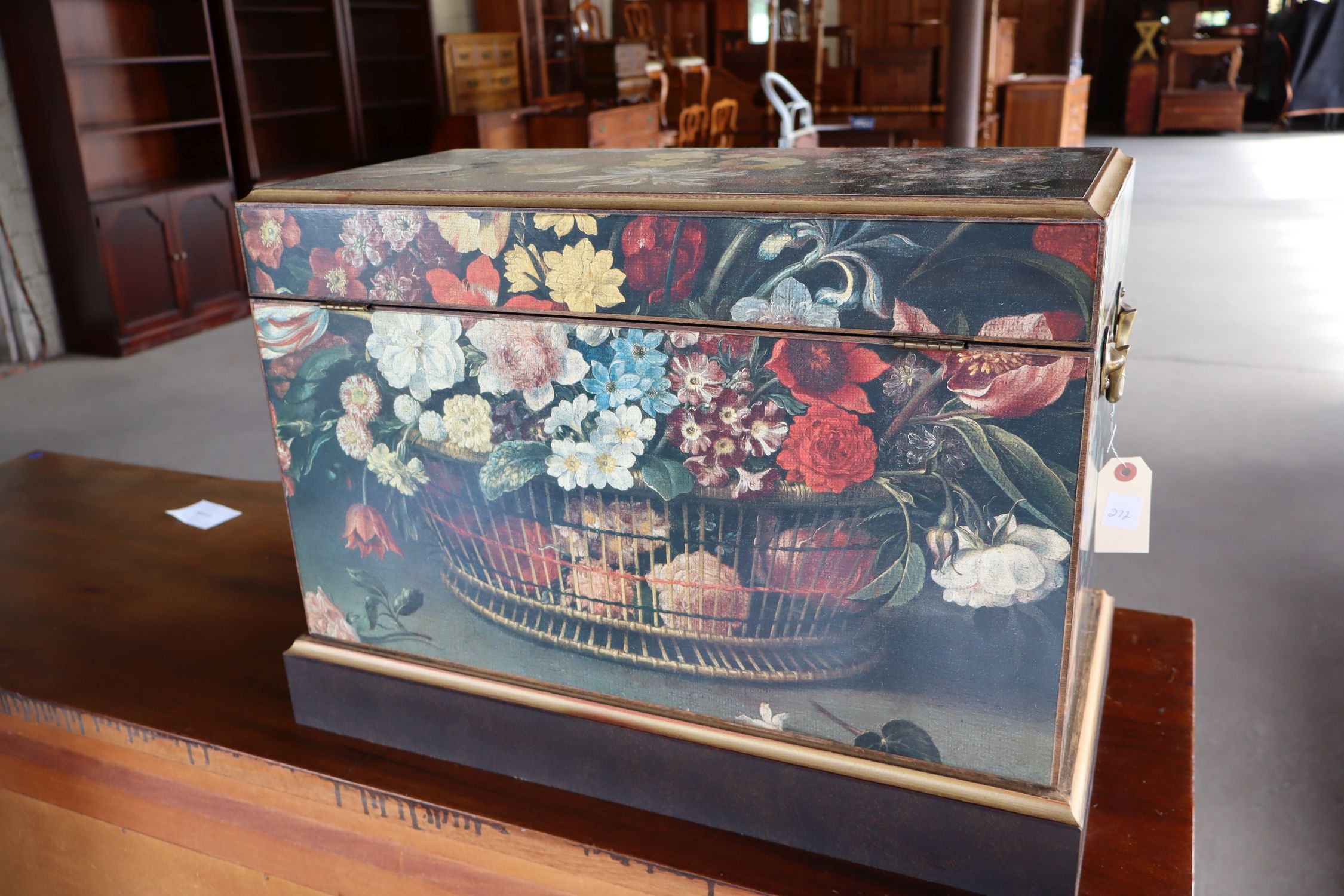 Asian Insp Lift Top Storage Box Custom Chest Coll