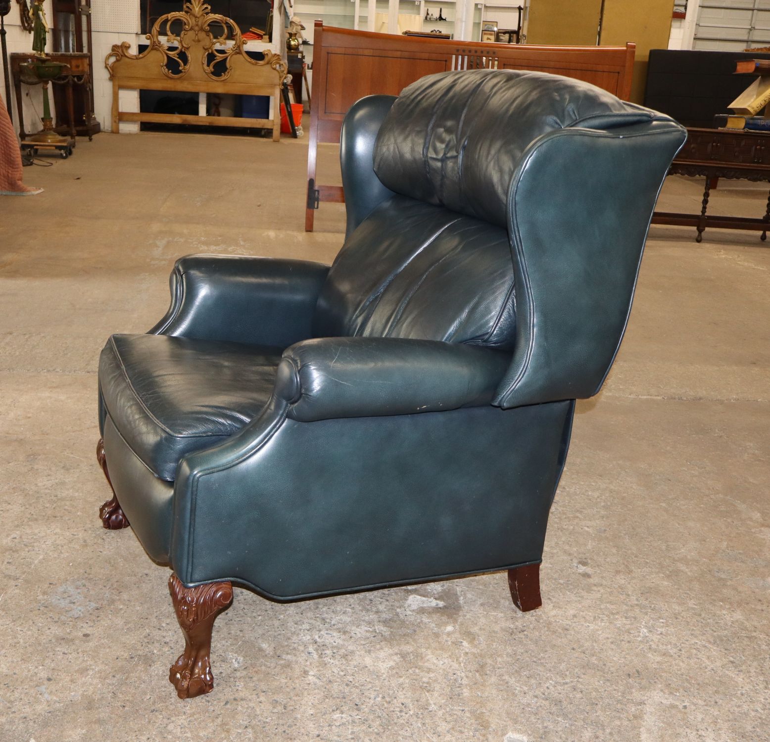 VTG Robb & Stucky Green Leather Claw Foot Recliner